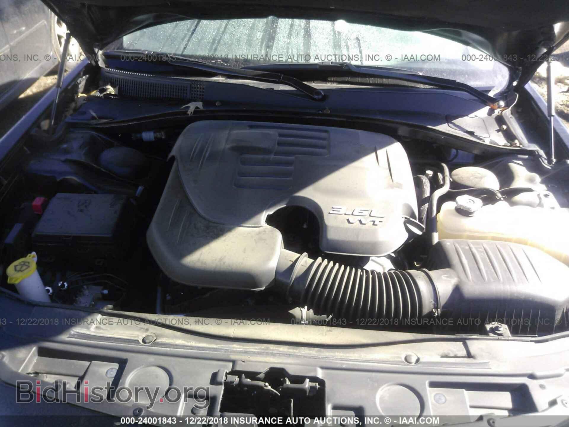 2017 CHRYSLER 300C - VIN: 2C3CCAEG5HH635520 - Фото 10