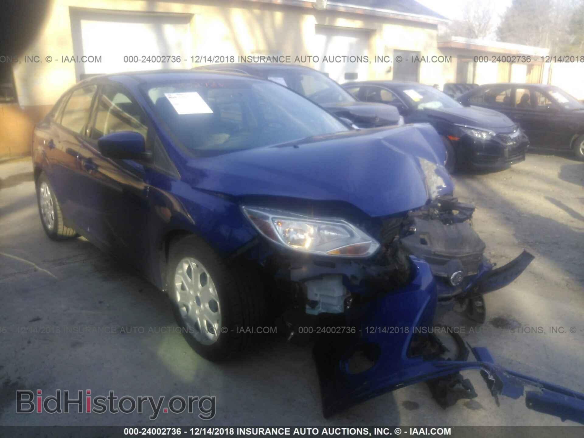 Photo 1FAHP3F24CL456746 - FORD FOCUS 2012