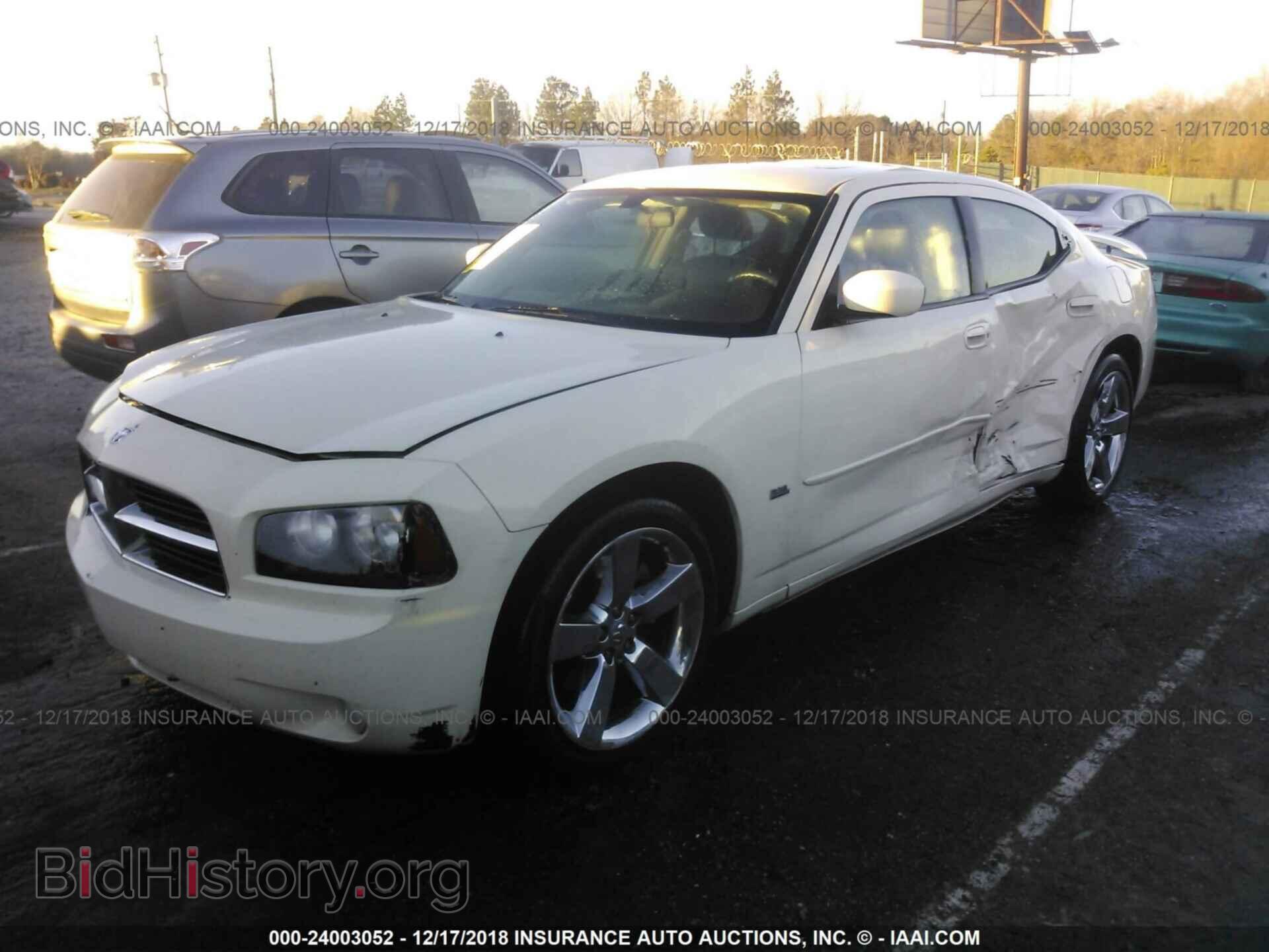 2010 DODGE CHARGER - VIN: 2B3CA9CV3AH304802 - Фото 2