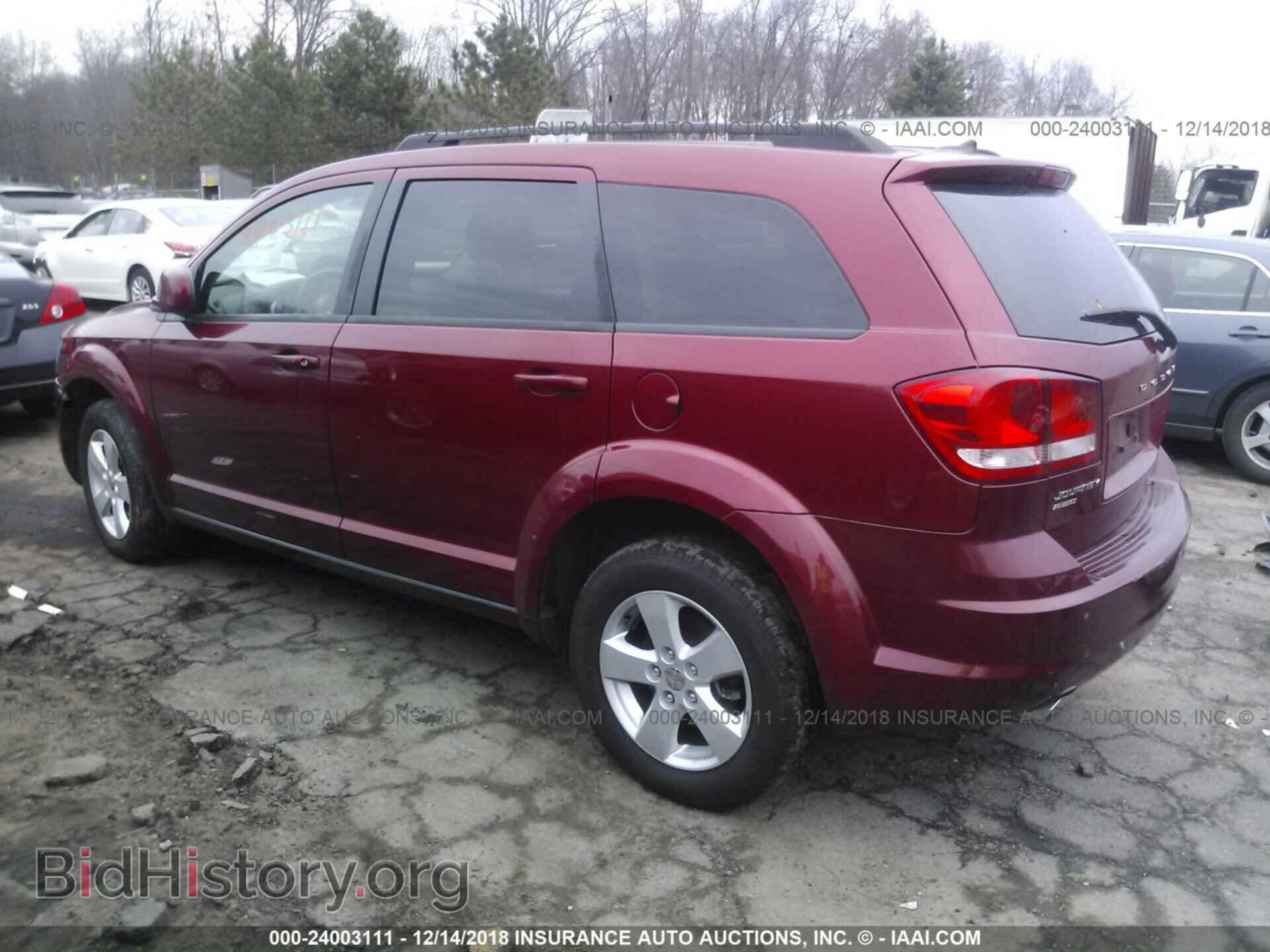 2011 Dodge Journey - VIN: 3D4PH1FG8BT502183 - Фото 3
