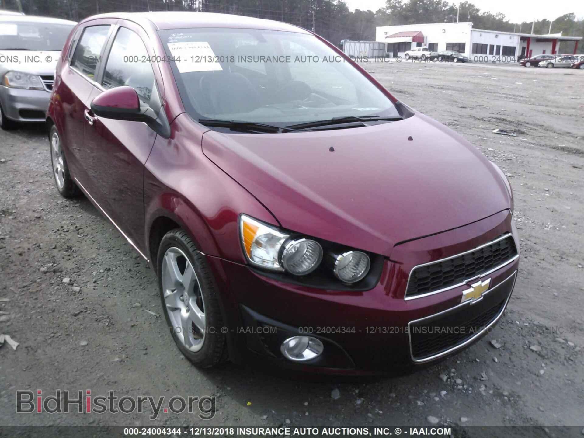 Photo 1G1JE6SB4E4218913 - Chevrolet Sonic 2014