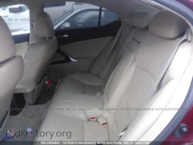 2007 Lexus IS (VIN JTHBE262972011817) — фото 8 из 10