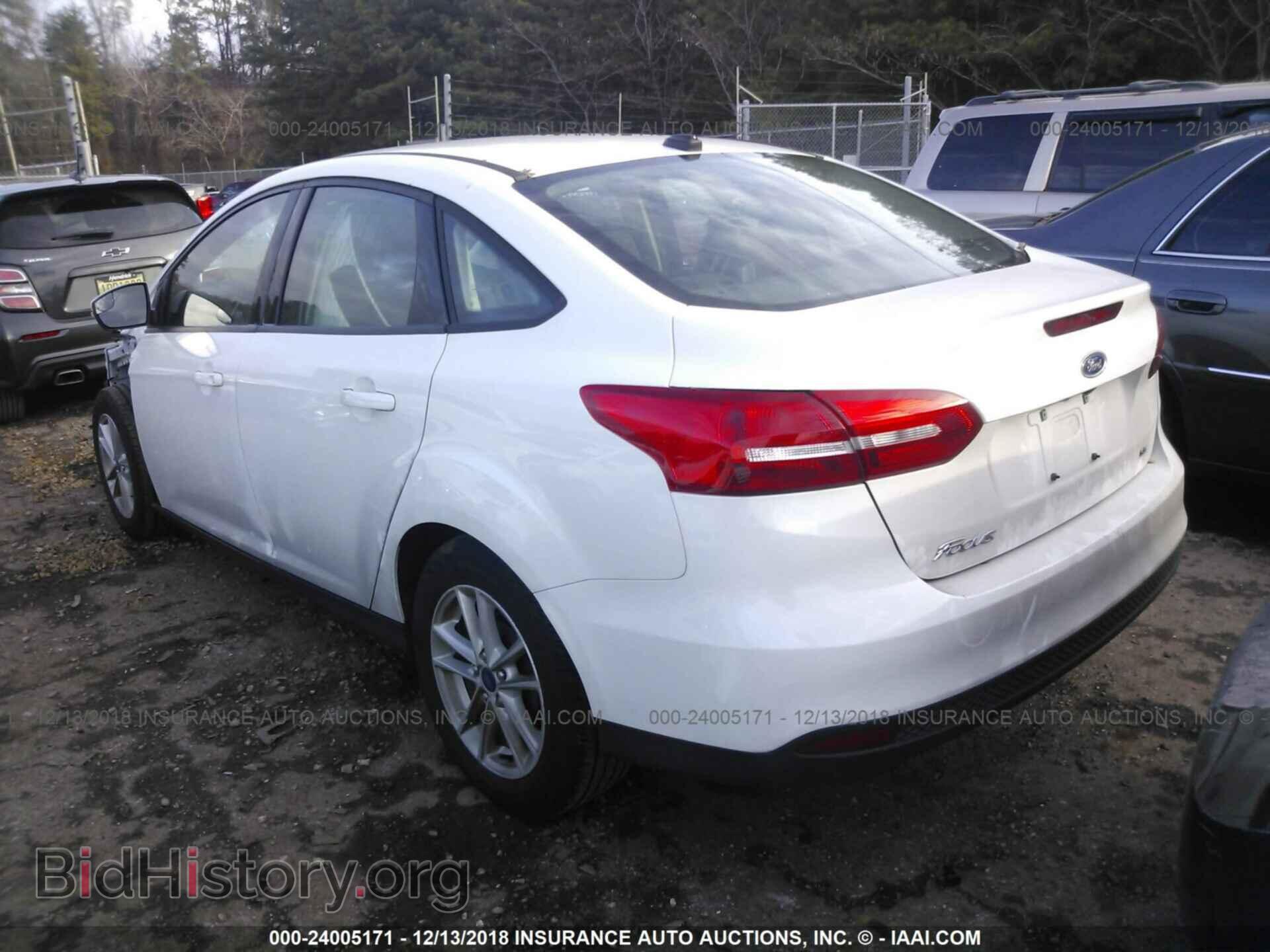 2017 FORD FOCUS - VIN: 1FADP3F20HL322323 - Фото 3