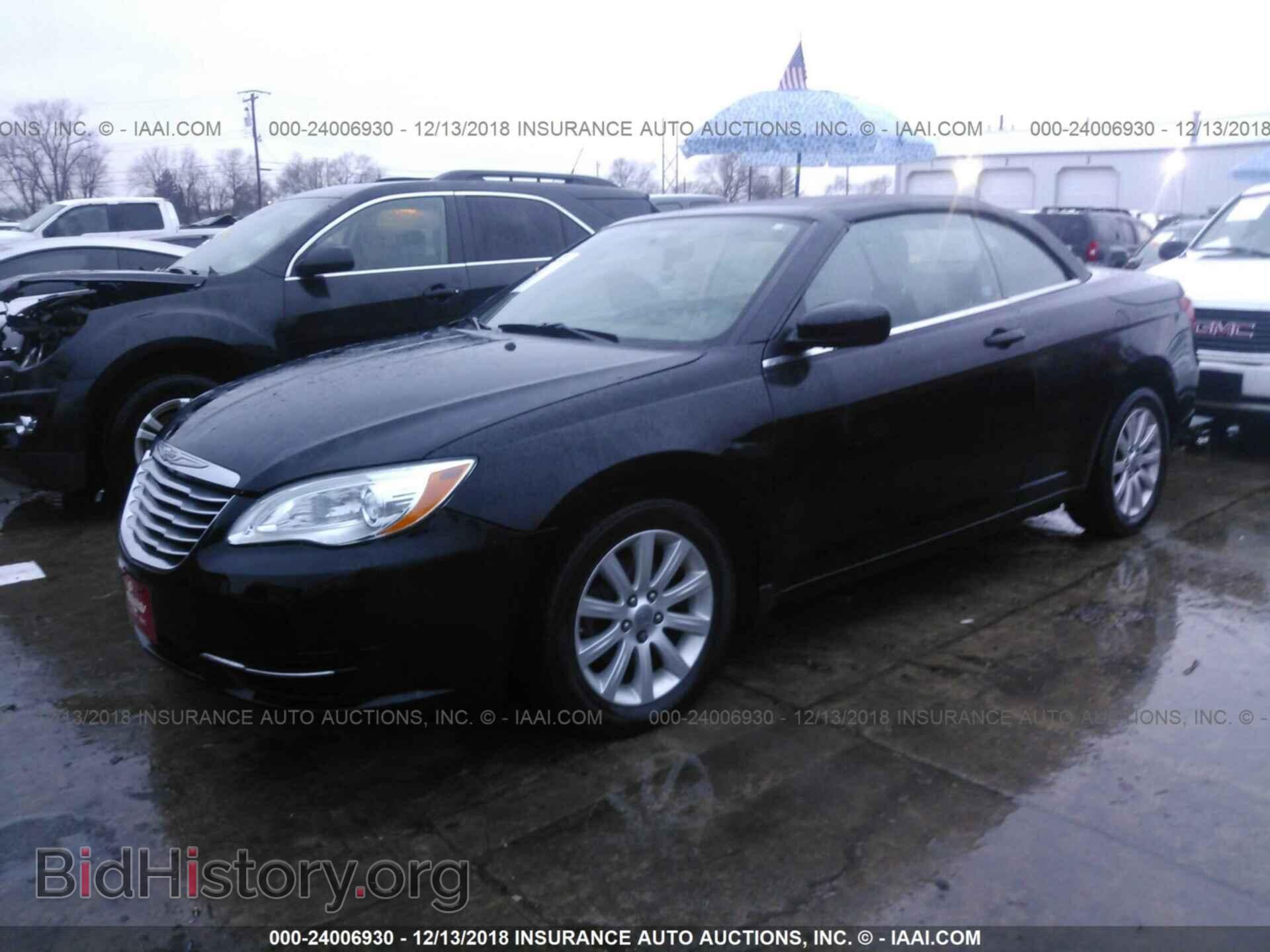 2012 CHRYSLER 200 - VIN: 1C3BCBEBXCN123743 - Фото 2