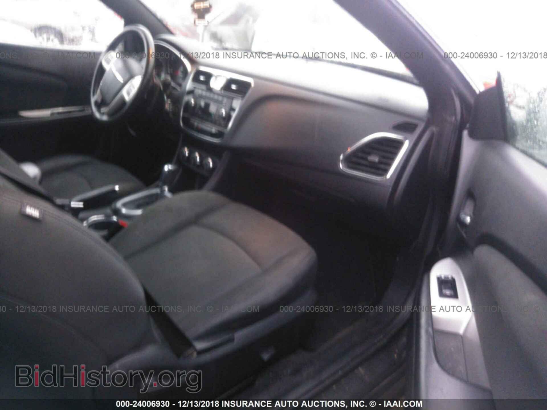 2012 CHRYSLER 200 - VIN: 1C3BCBEBXCN123743 - Фото 5