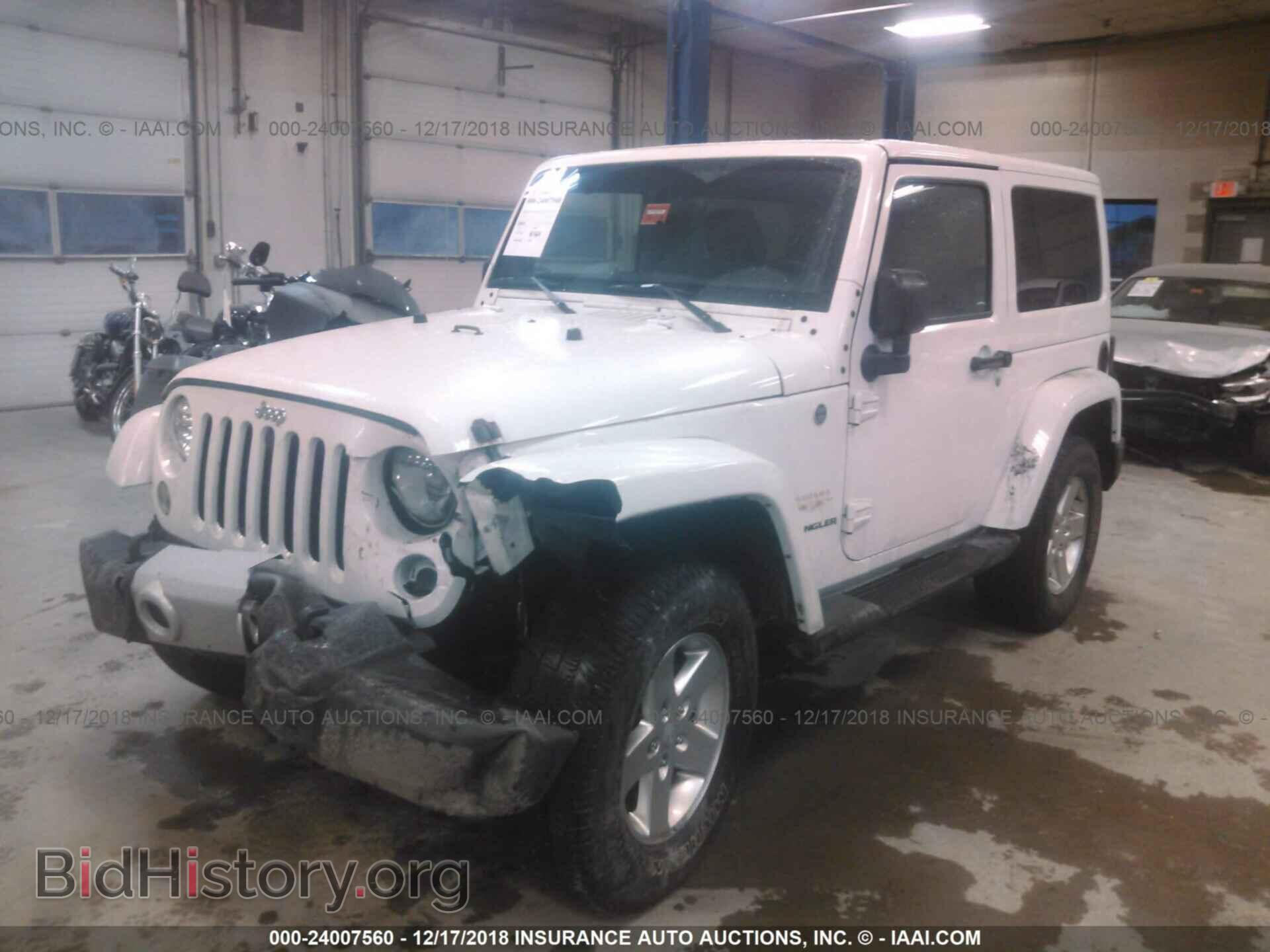 2011 JEEP WRANGLER - VIN: 1J4AA5D16BL548095 - Фото 2