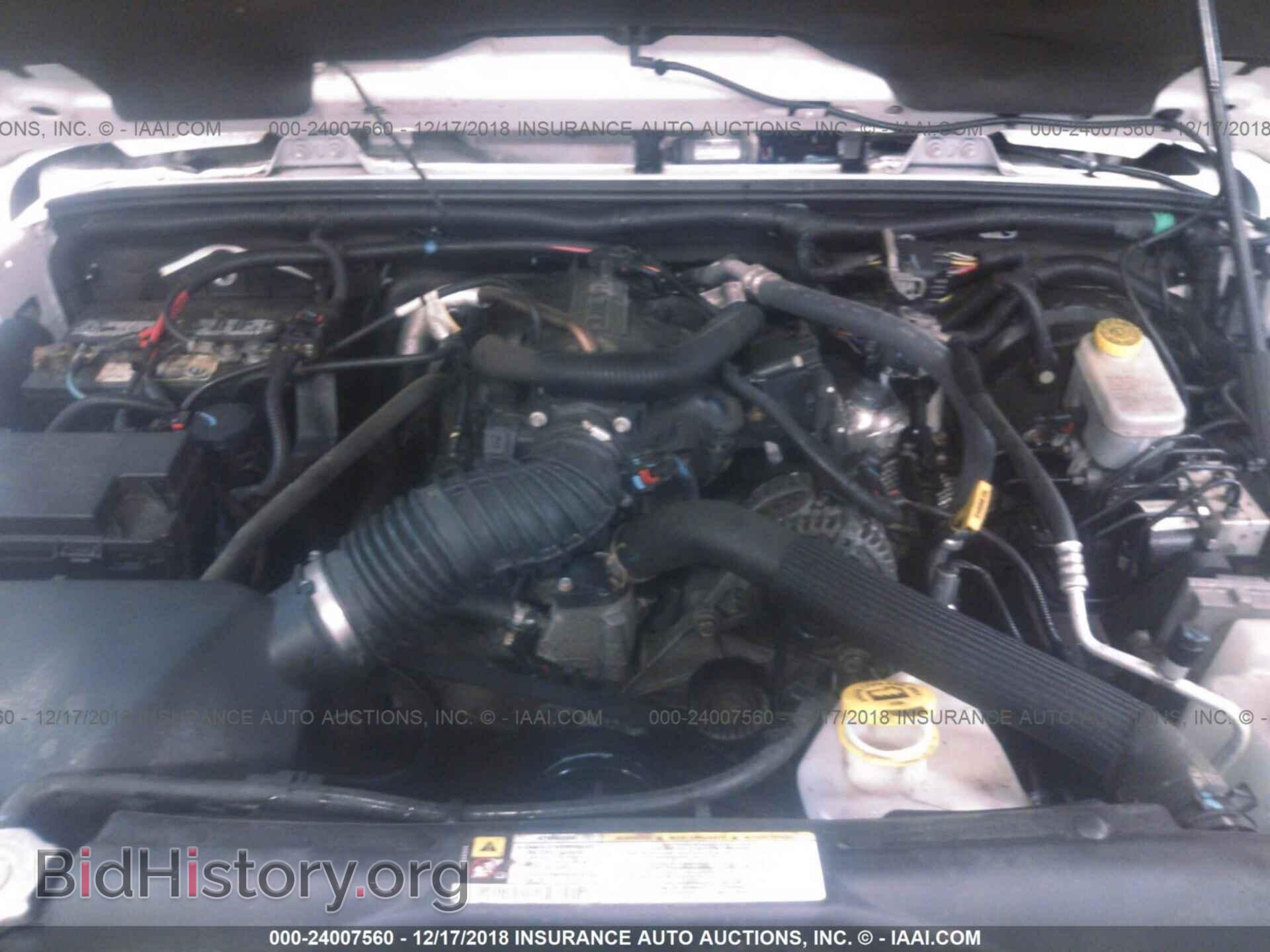 2011 JEEP WRANGLER - VIN: 1J4AA5D16BL548095 - Фото 10