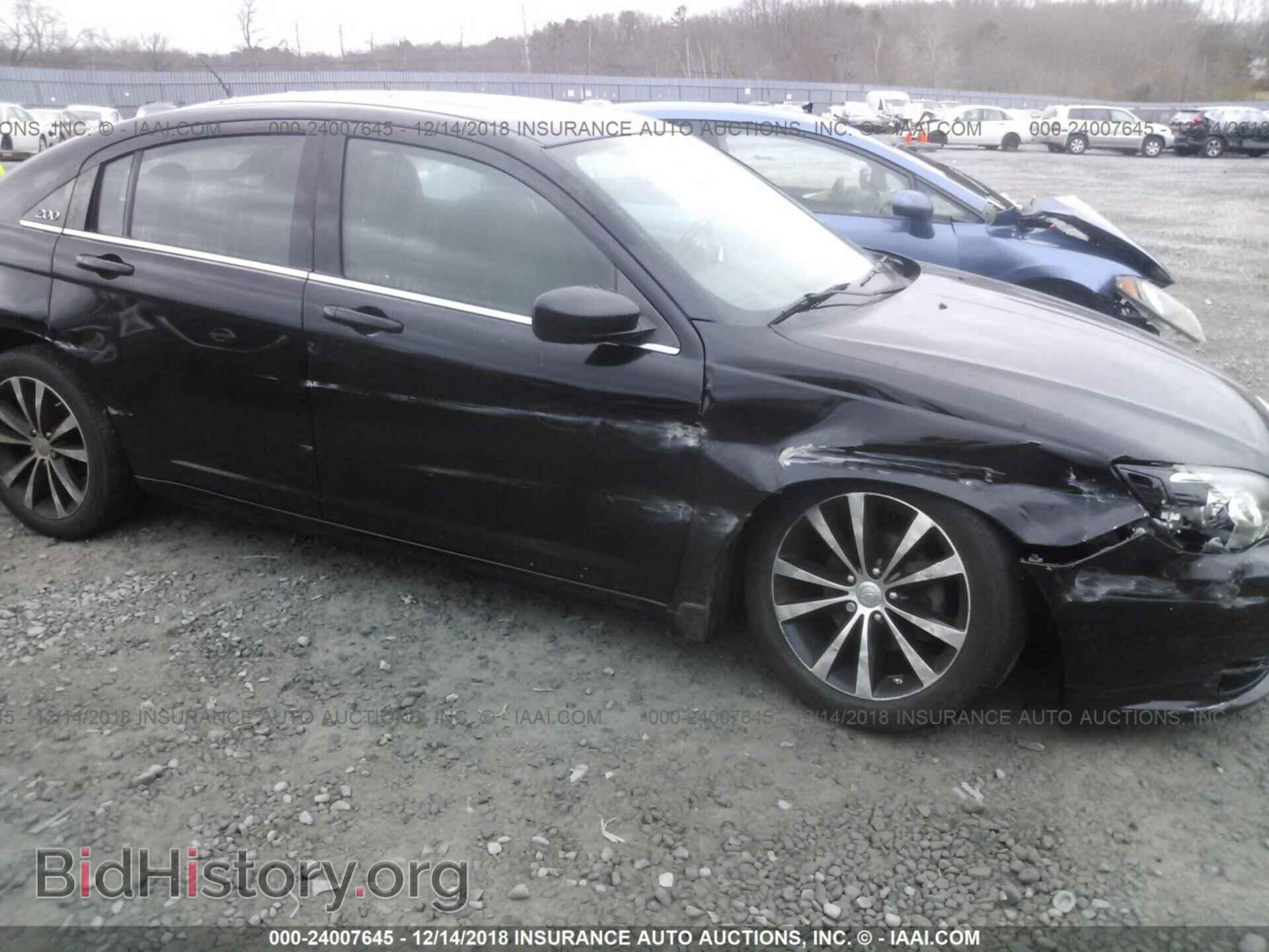 2013 CHRYSLER 200 - VIN: 1C3CCBBB3DN570179 - Фото 6