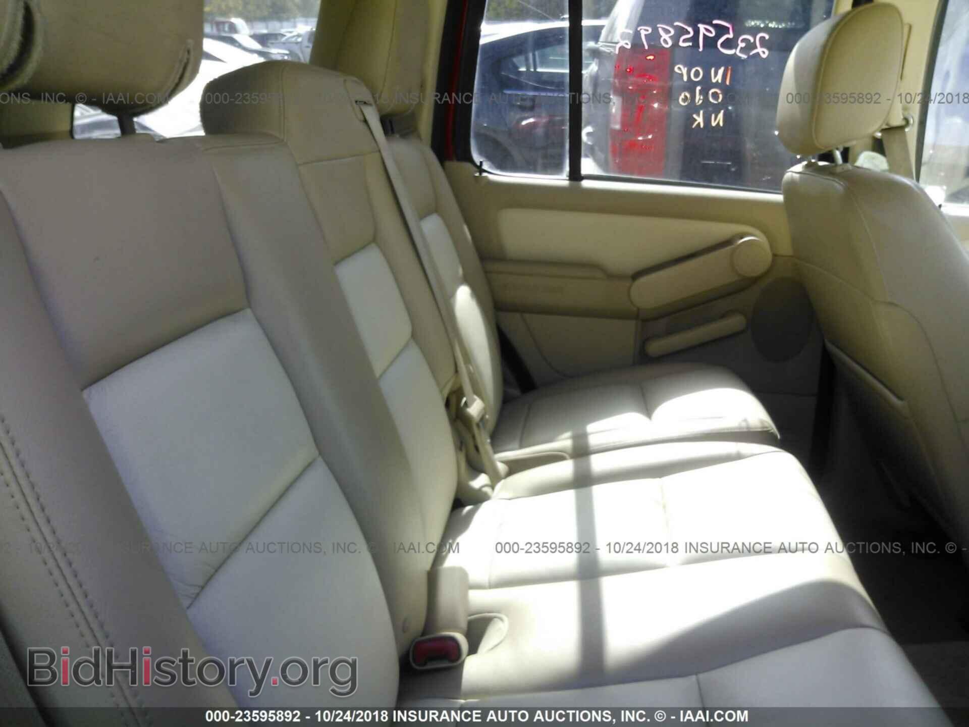 2006 FORD EXPLORER - VIN: 1FMEU64E36UB25171 - Photo 8
