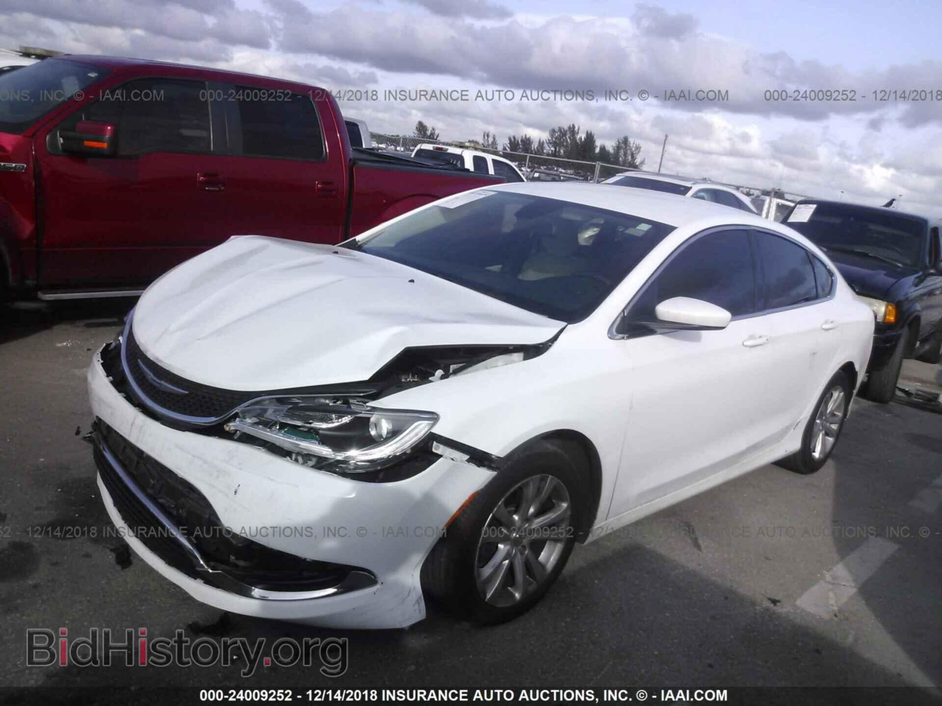 2015 CHRYSLER 200 - VIN: 1C3CCCAB4FN680118 - Фото 2