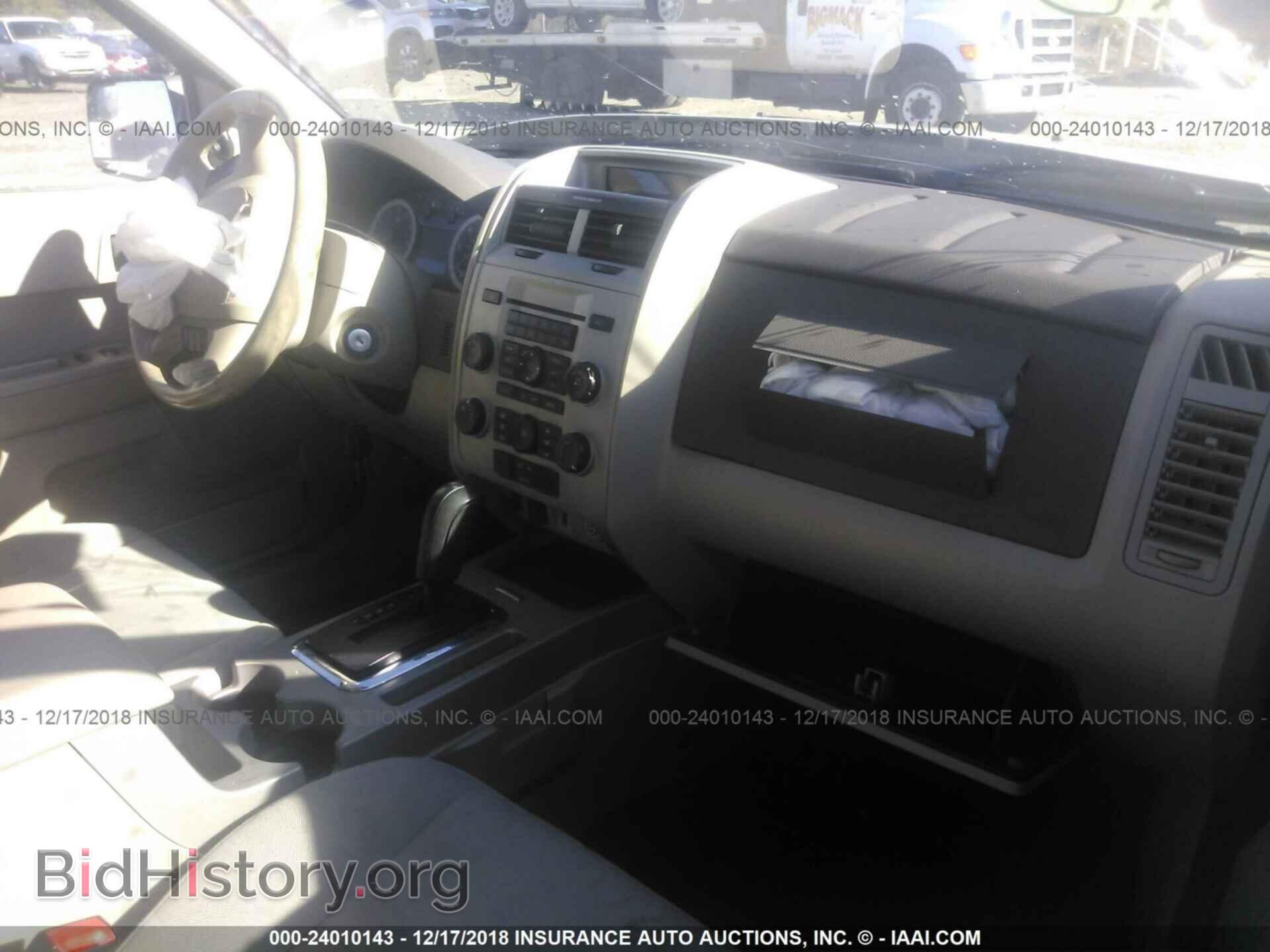 2011 FORD ESCAPE - VIN: 1FMCU0DG5BKB57230 - Photo 5