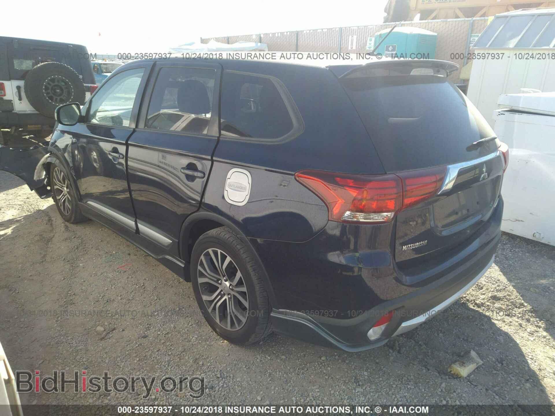 2016 MITSUBISHI OUTLANDER - VIN: JA4AD2A35GZ061664 - Фото 3
