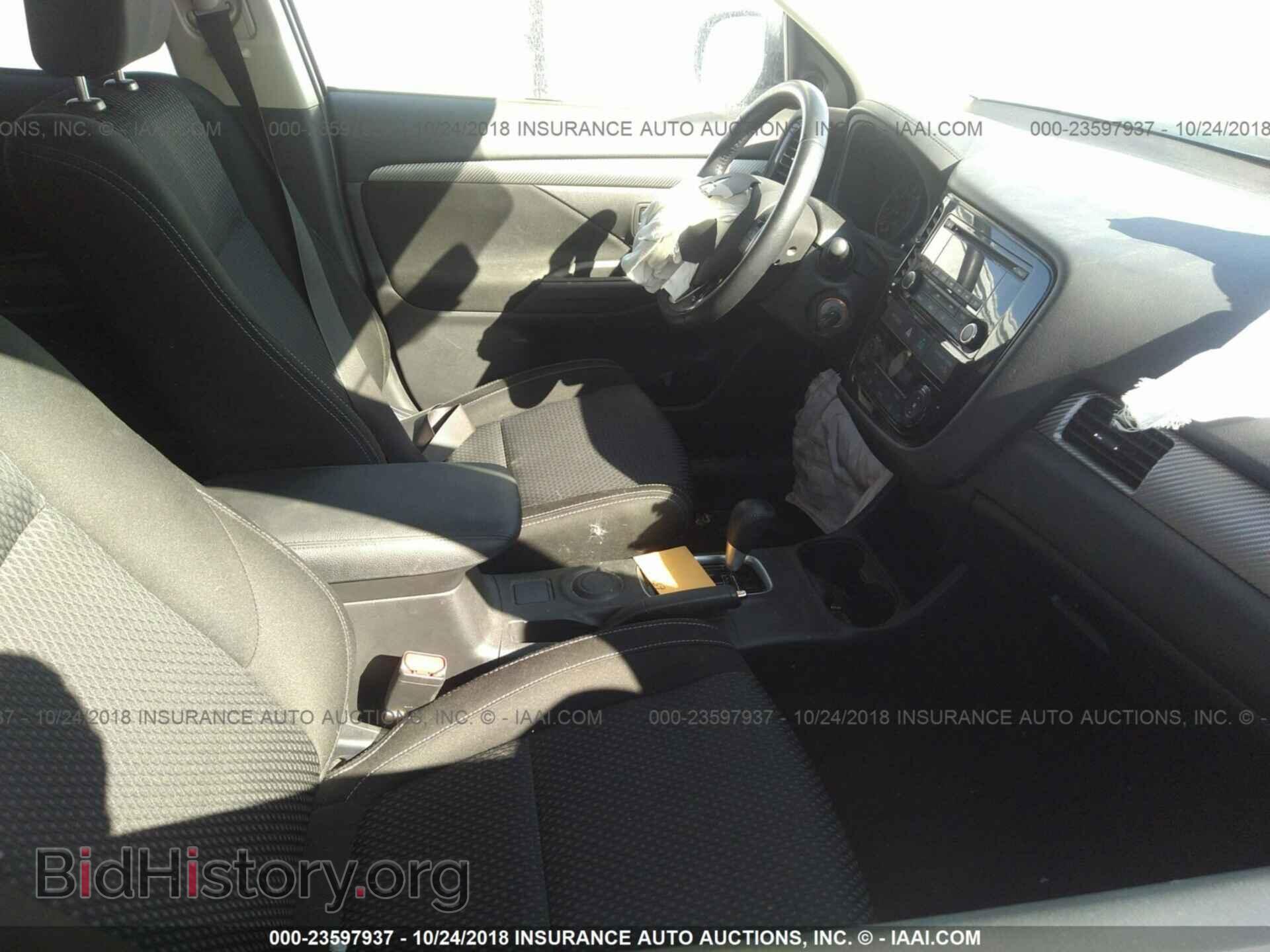 2016 MITSUBISHI OUTLANDER - VIN: JA4AD2A35GZ061664 - Фото 5