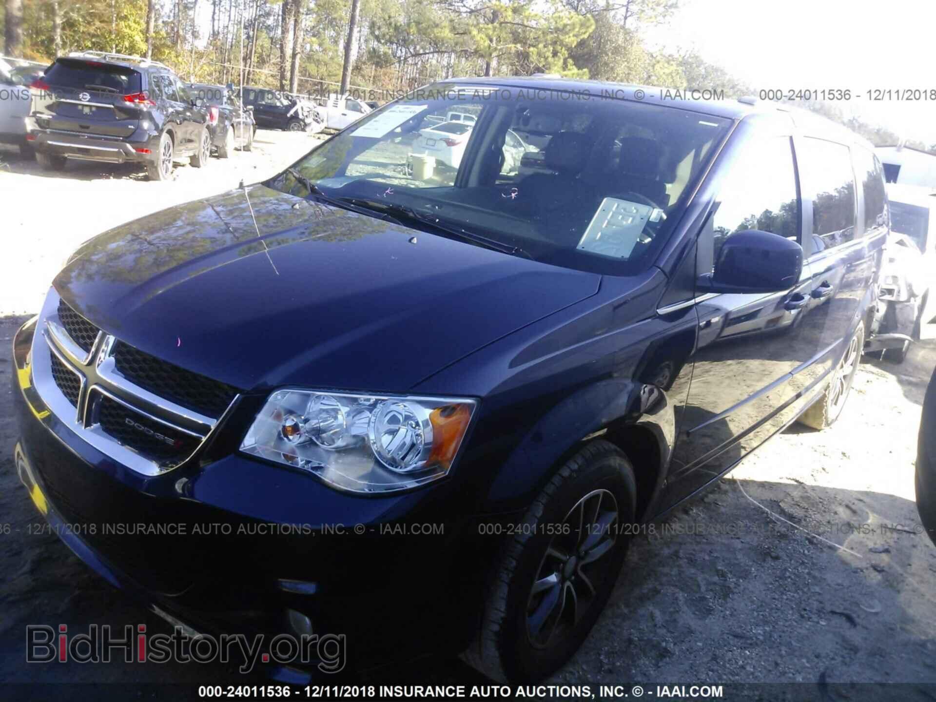 2017 Dodge Grand caravan - VIN: 2C4RDGCG5HR761346 - Фото 2
