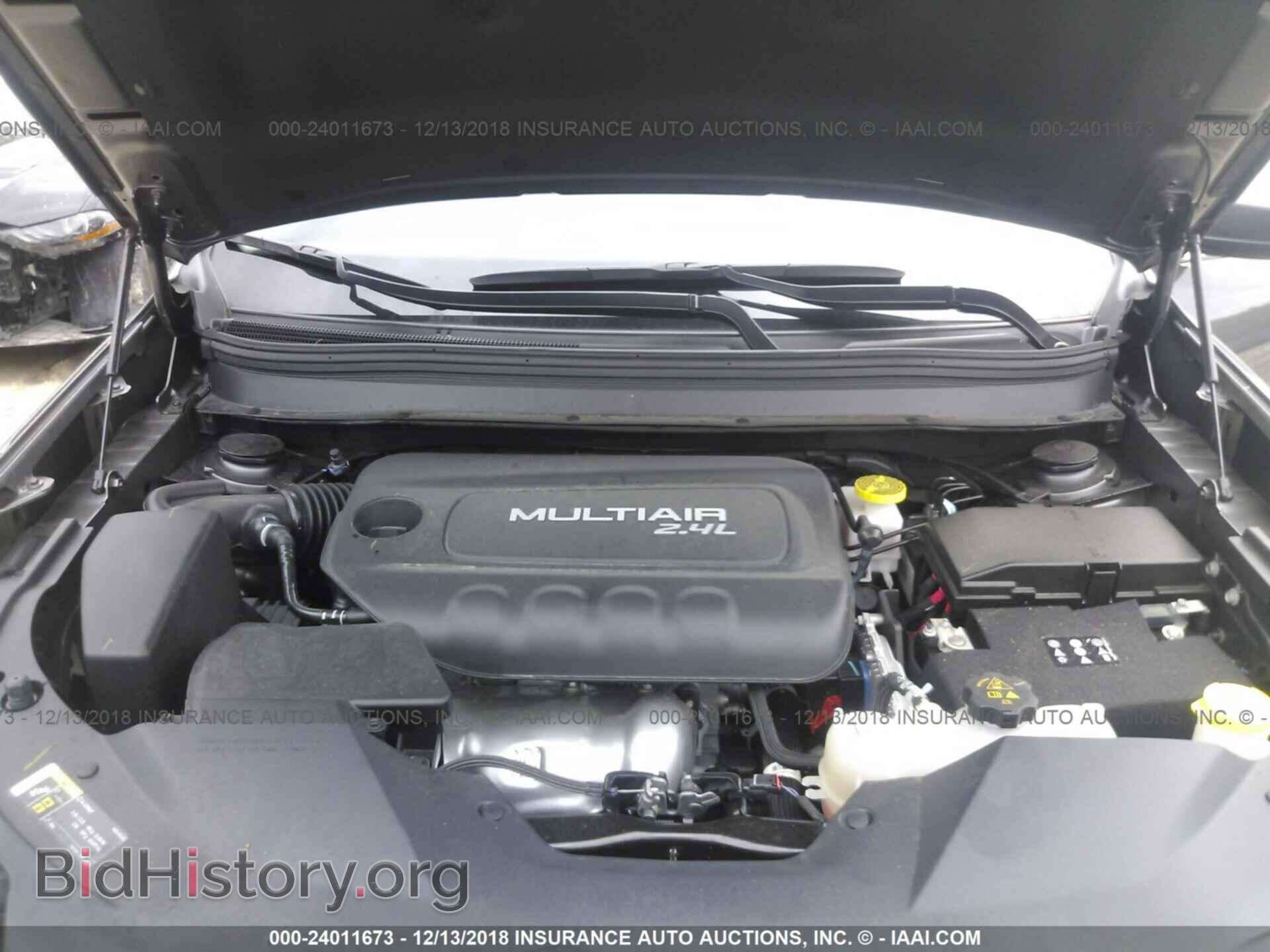 2019 Jeep Cherokee - VIN: 1C4PJMLB6KD182220 - Фото 10