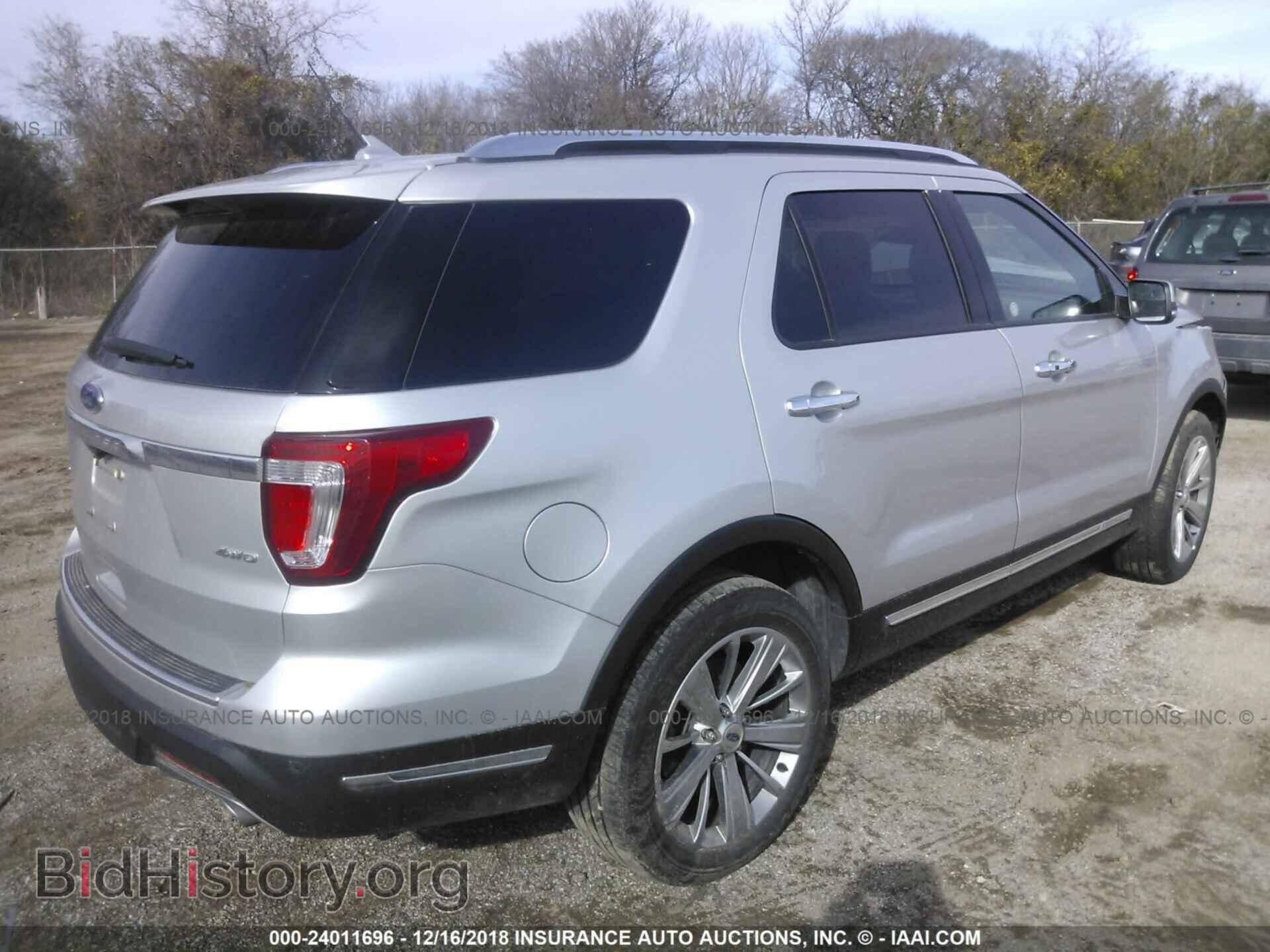 2018 Ford Explorer - VIN: 1FM5K8F85JGB48290 - Фото 4