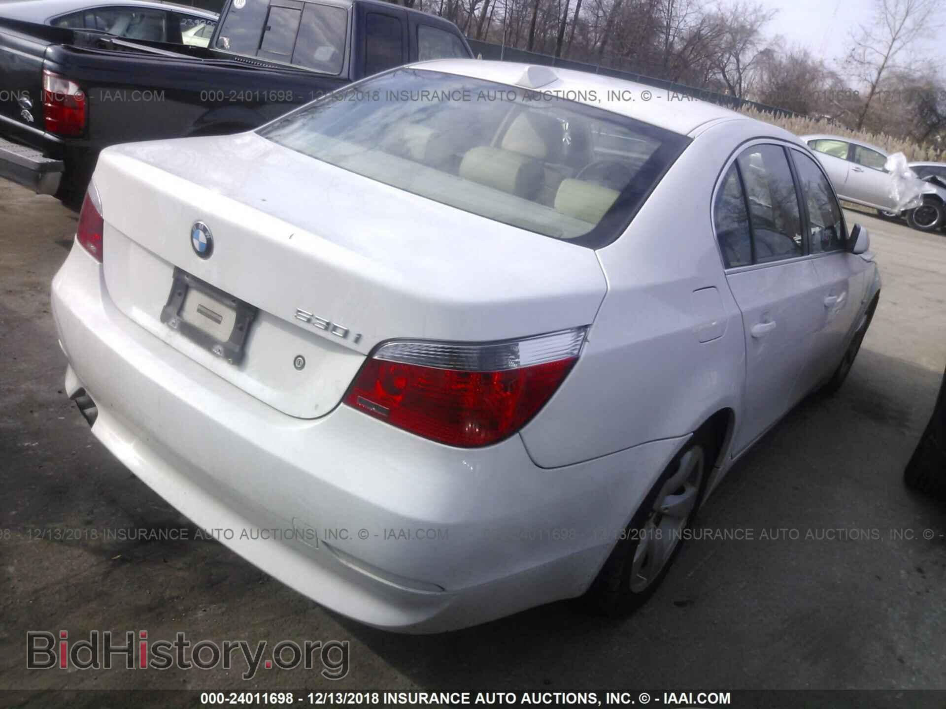 2007 BMW 530 - VIN: WBANE73557CM52619 - Фото 4