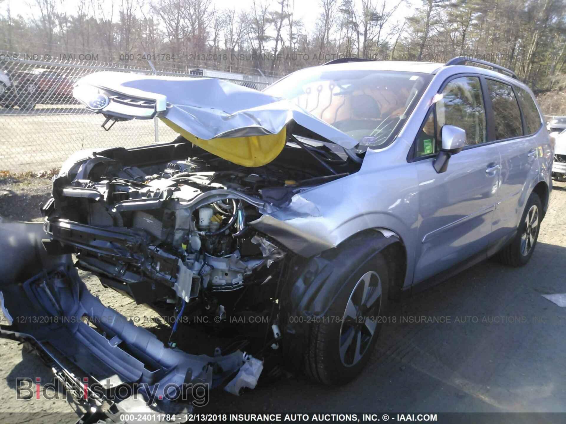 2017 SUBARU FORESTER - VIN: JF2SJAEC6HH542880 - Photo 2