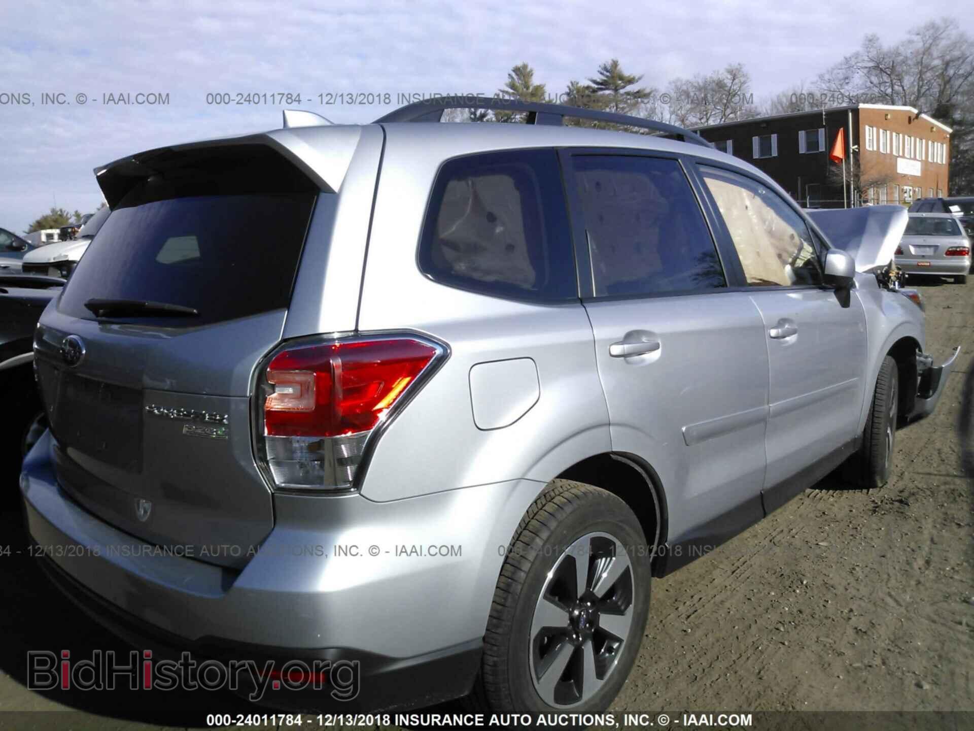 2017 SUBARU FORESTER - VIN: JF2SJAEC6HH542880 - Photo 4