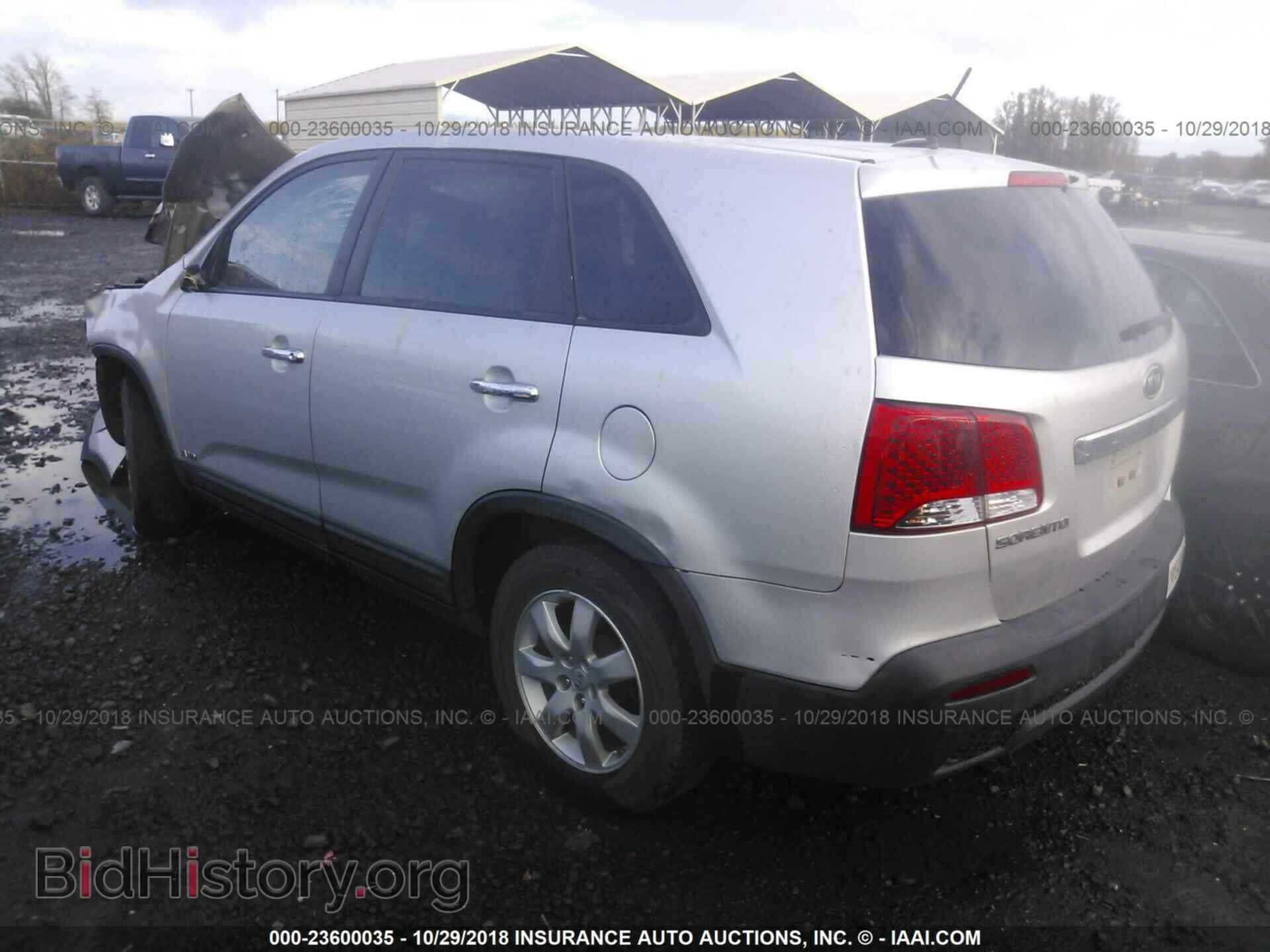 2012 KIA SORENTO - VIN: 5XYKTDA61CG238481 - Фото 3