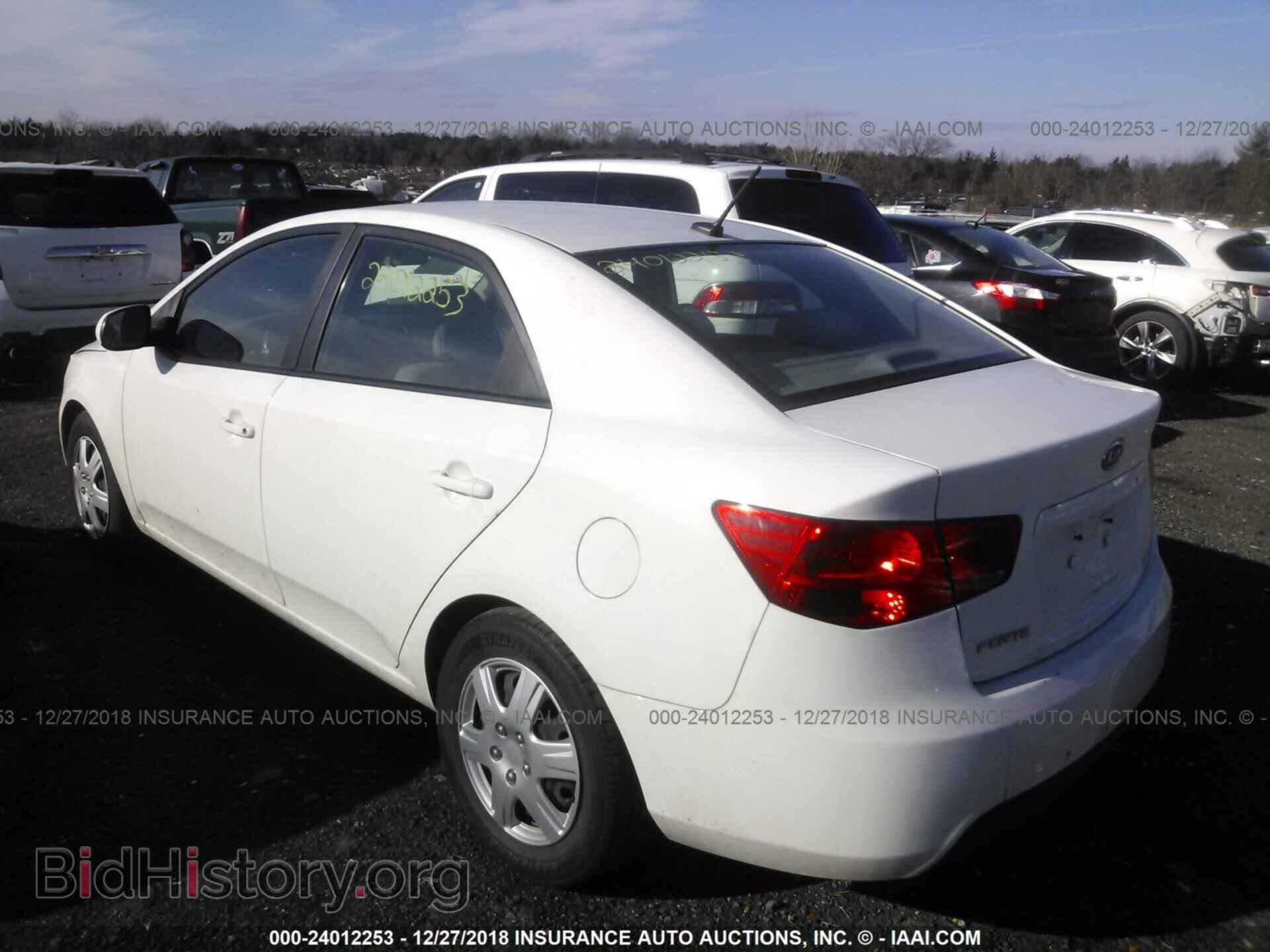 2011 KIA FORTE - VIN: KNAFT4A25B5447189 - Фото 3