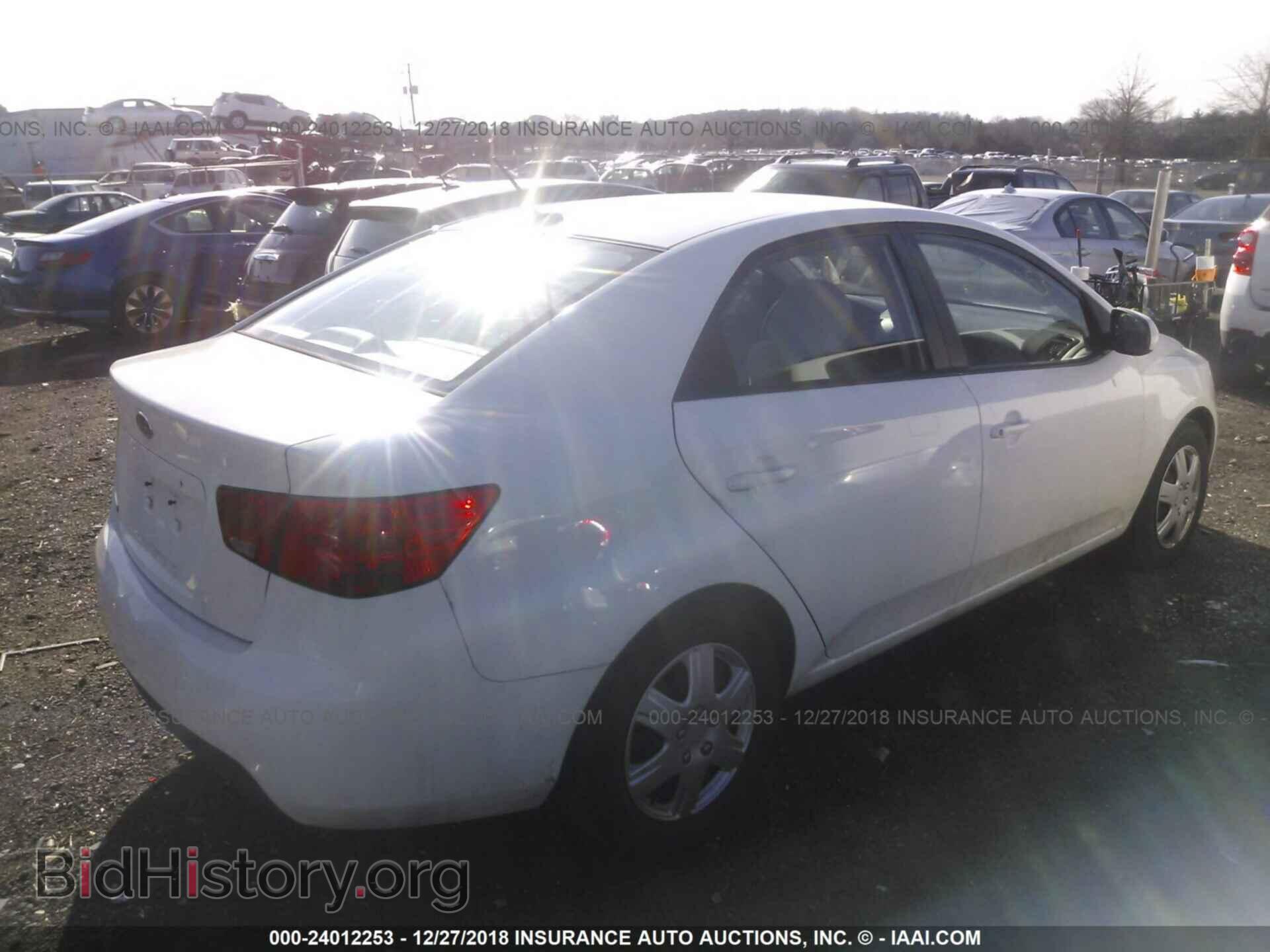 2011 KIA FORTE - VIN: KNAFT4A25B5447189 - Фото 4