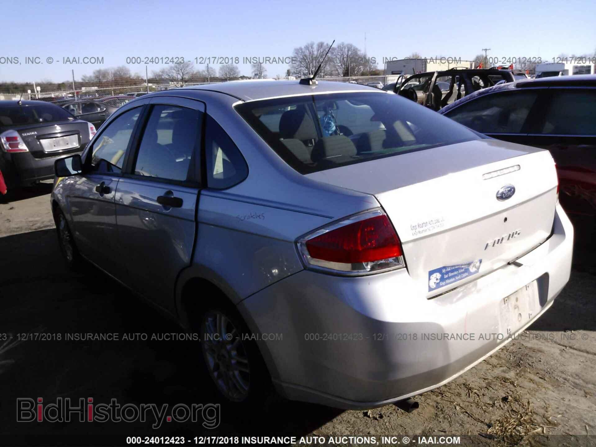 2009 FORD FOCUS - VIN: 1FAHP35N49W120016 - Фото 3