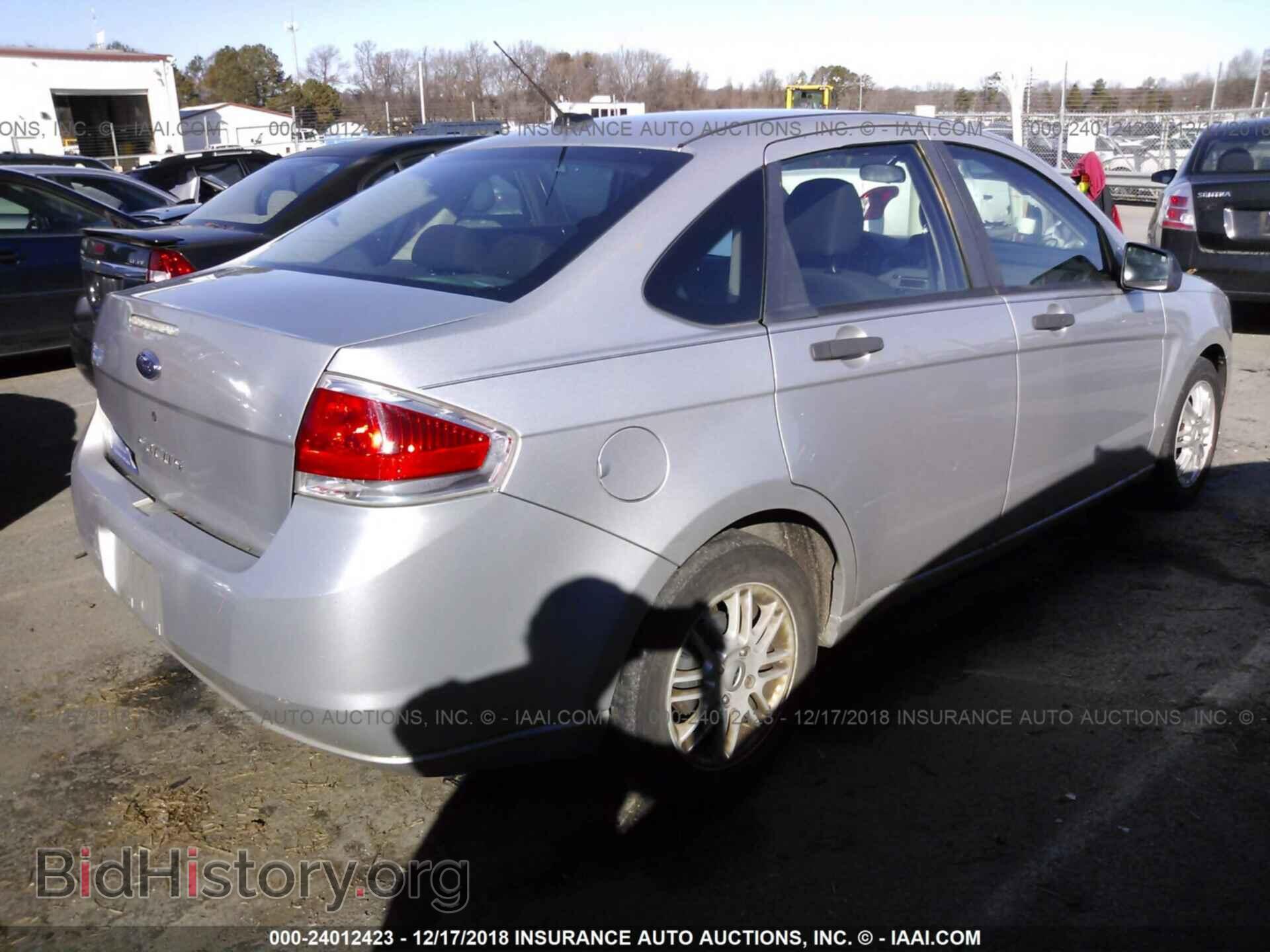 2009 FORD FOCUS - VIN: 1FAHP35N49W120016 - Фото 4