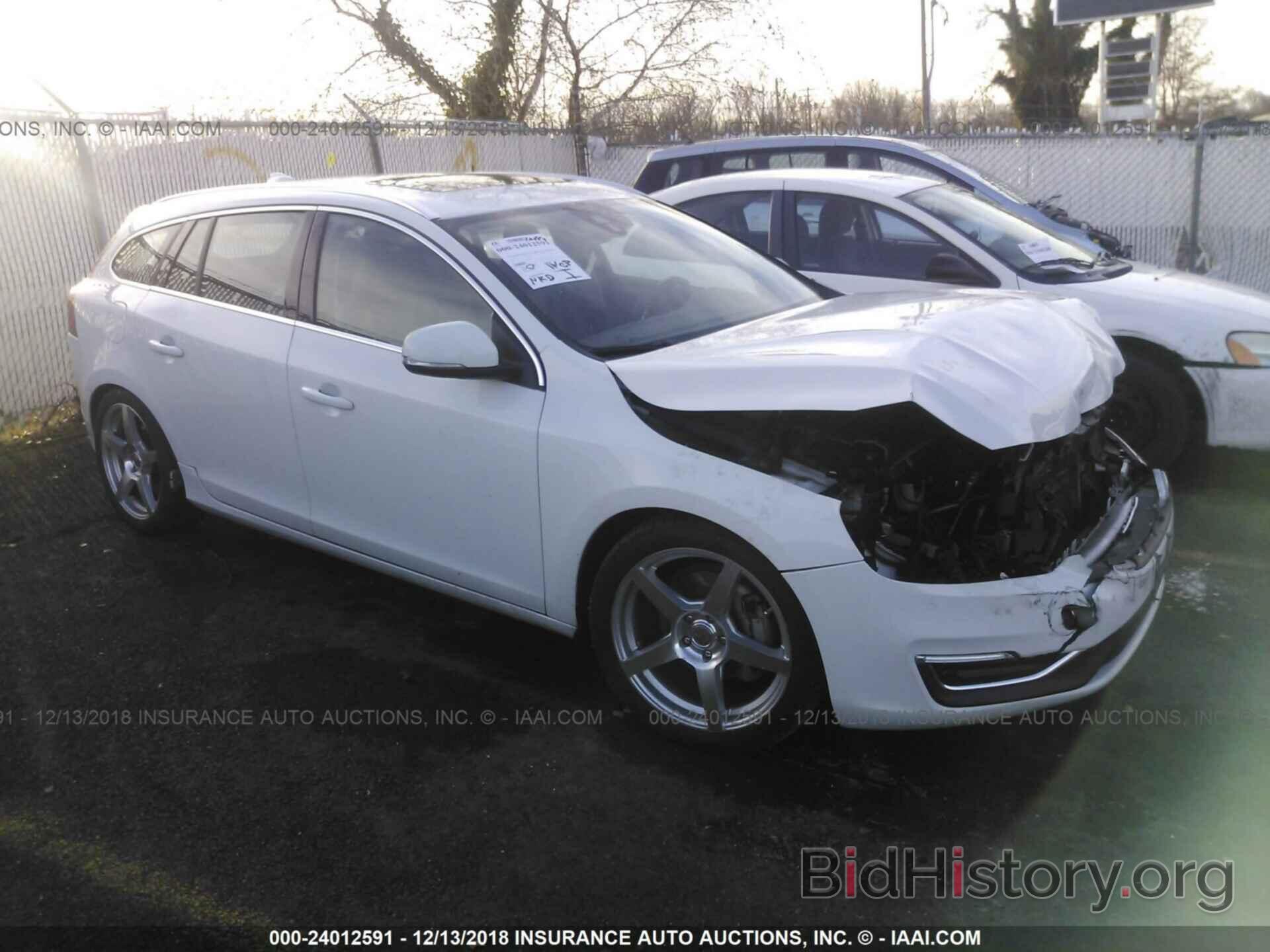 Photo YV1612SK0F1268965 - VOLVO V60 2015