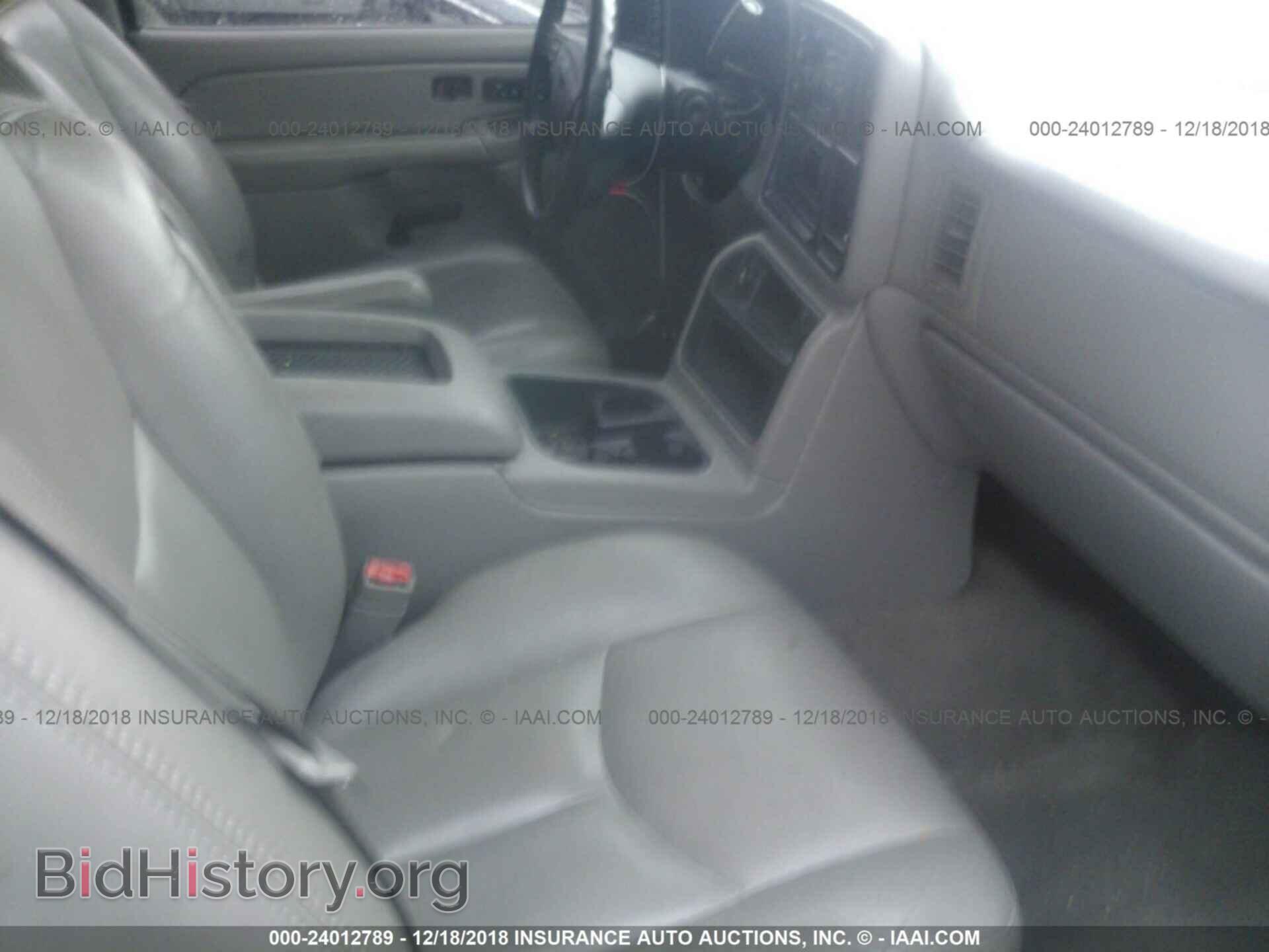 2004 GMC NEW SIERRA - VIN: 2GTEK19T441126987 - Фото 5