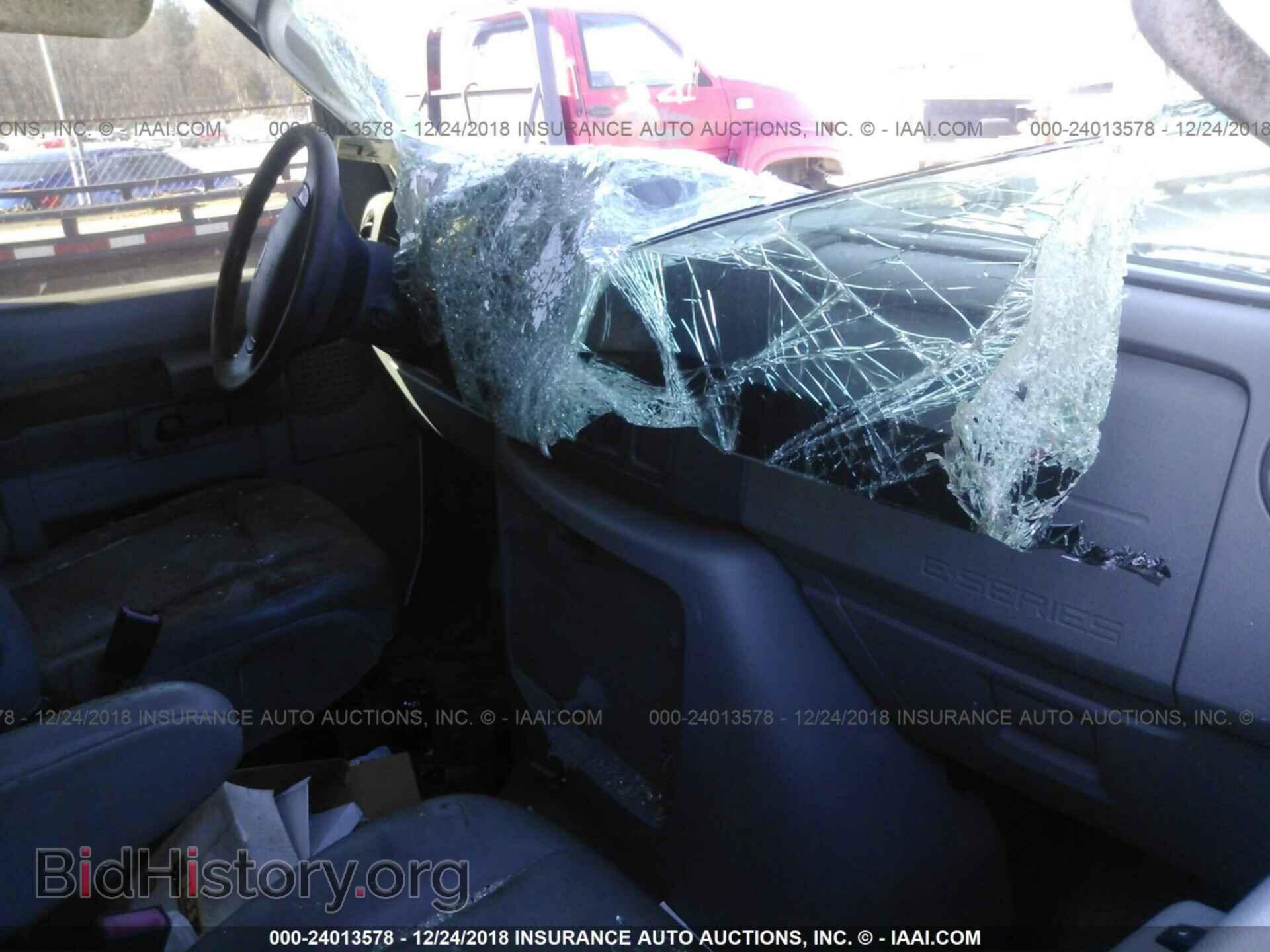 2010 FORD ECONOLINE - VIN: 1FTNE2EL9ADA76882 - Фото 5
