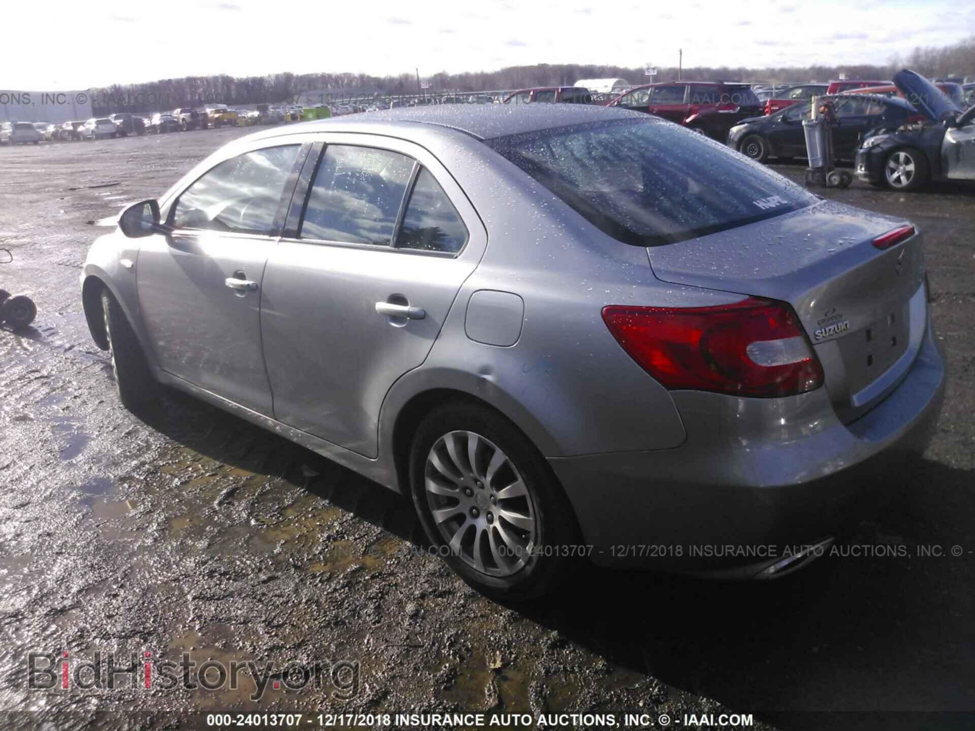 2010 SUZUKI KIZASHI - VIN: JS2RE9A37A6100994 - Photo 3
