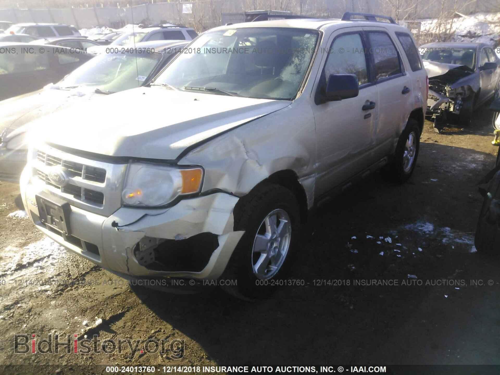 2011 FORD ESCAPE - VIN: 1FMCU9DG8BKA56011 - Photo 2
