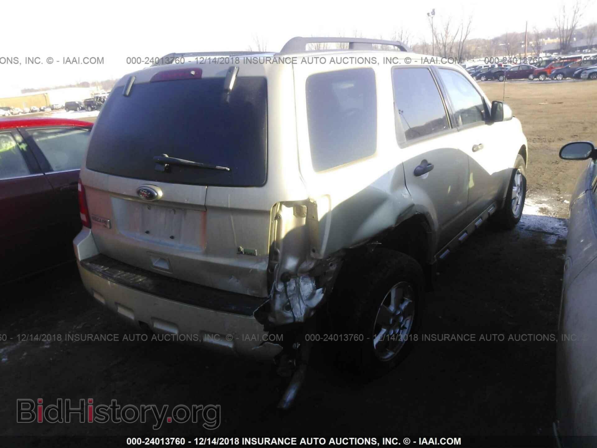 2011 FORD ESCAPE - VIN: 1FMCU9DG8BKA56011 - Photo 4