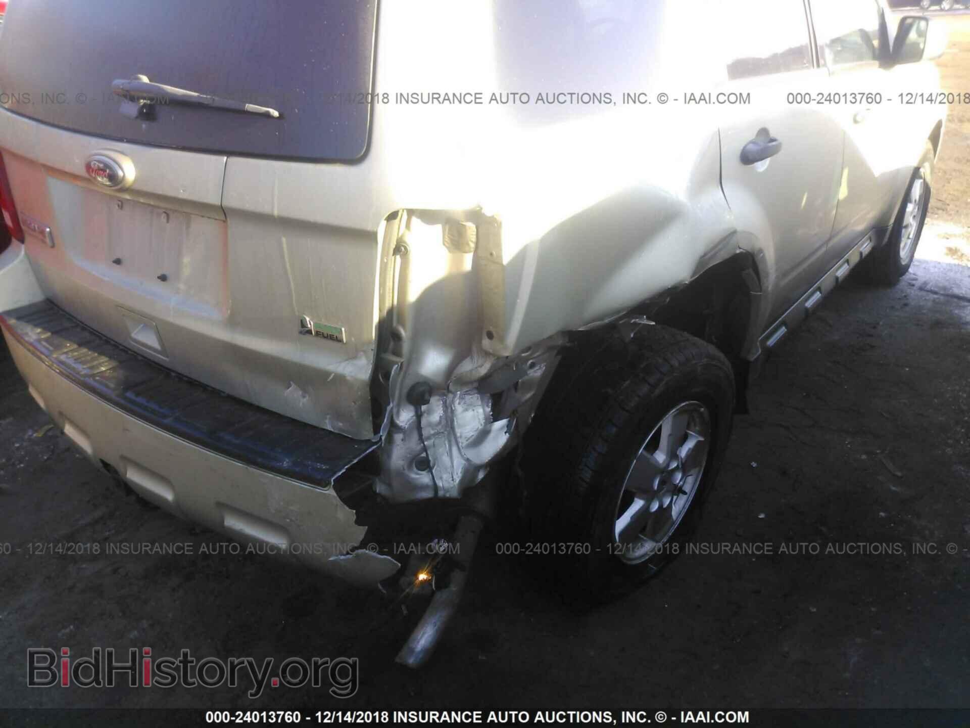 2011 FORD ESCAPE - VIN: 1FMCU9DG8BKA56011 - Photo 6