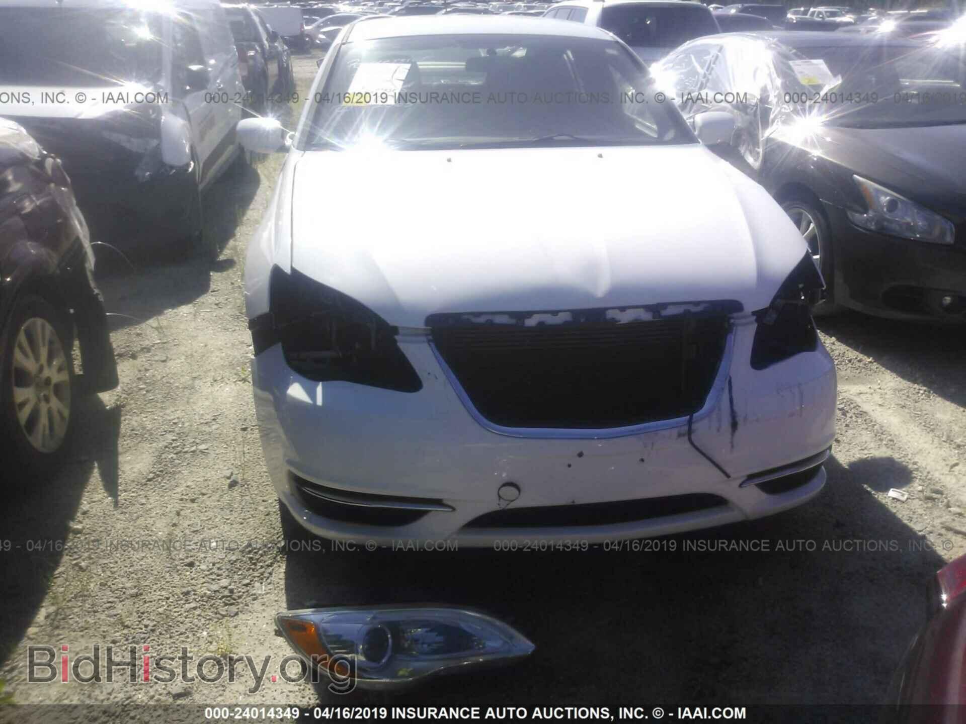 2013 CHRYSLER 200 - VIN: 1C3CCBAB3DN698584 - Фото 6