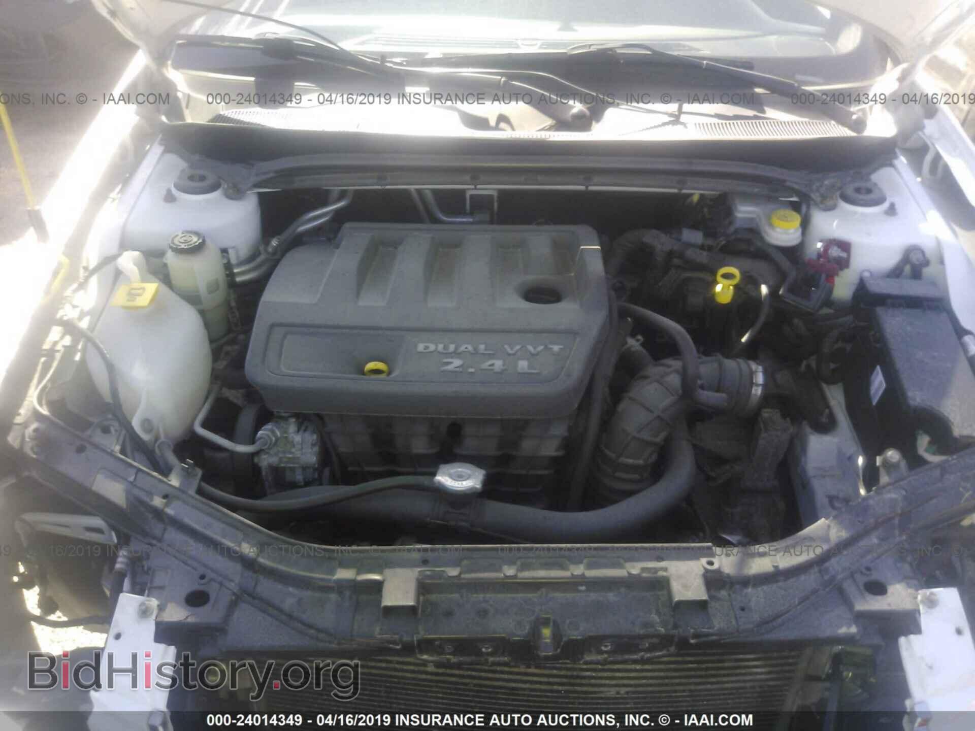2013 CHRYSLER 200 - VIN: 1C3CCBAB3DN698584 - Фото 10