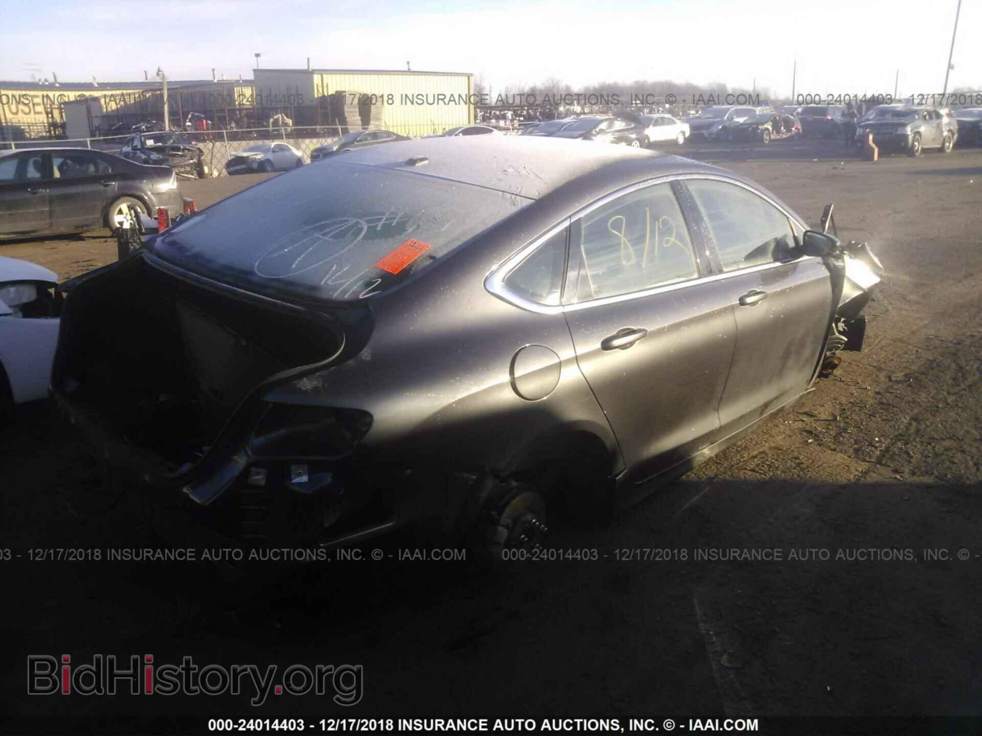 2016 CHRYSLER 200 - VIN: 1C3CCCABXGN105717 - Фото 4