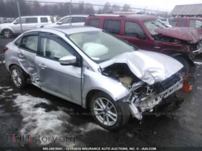2016 Ford FOCUS, серебристый — VIN 1FADP3F23GL345108, IAAI