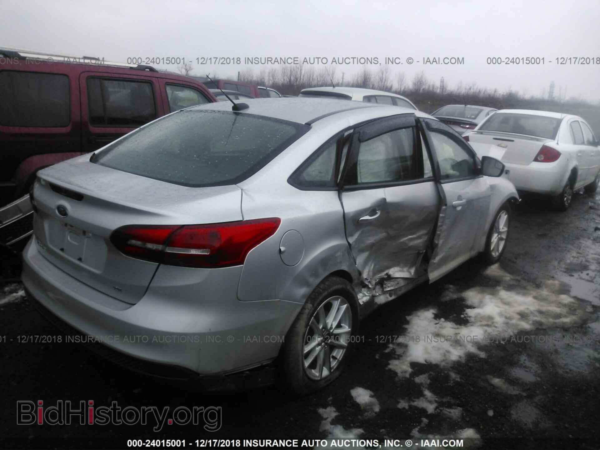 2016 FORD FOCUS - VIN: 1FADP3F23GL345108 - Photo 4