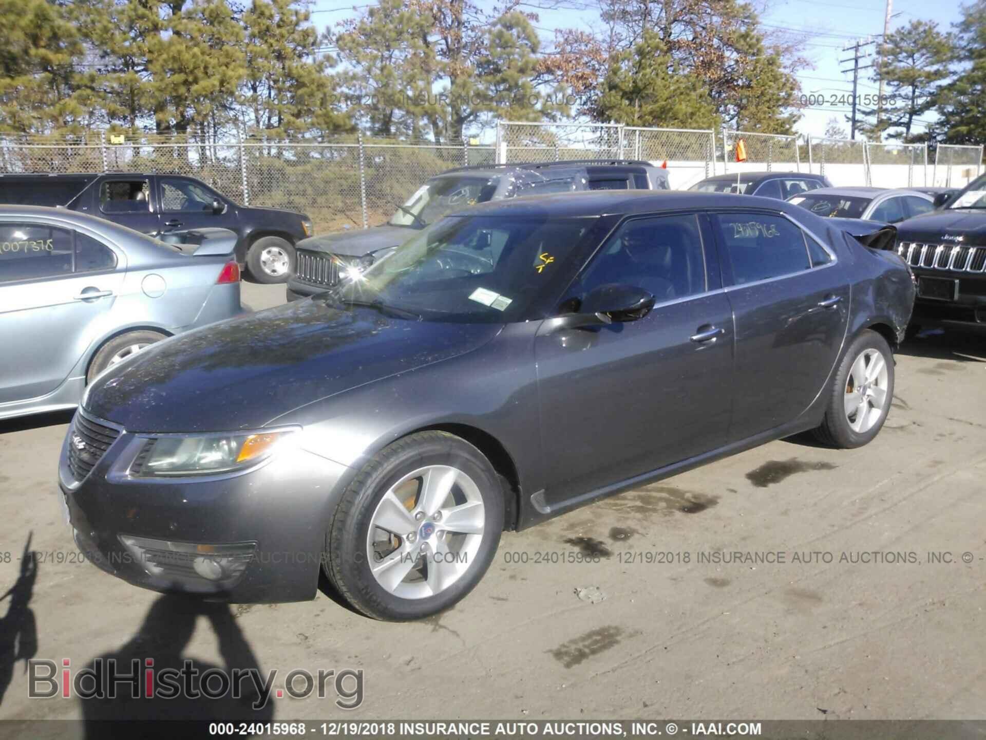 2011 SAAB 9-5 - VIN: YS3GN4AR5B4004764 - Photo 2