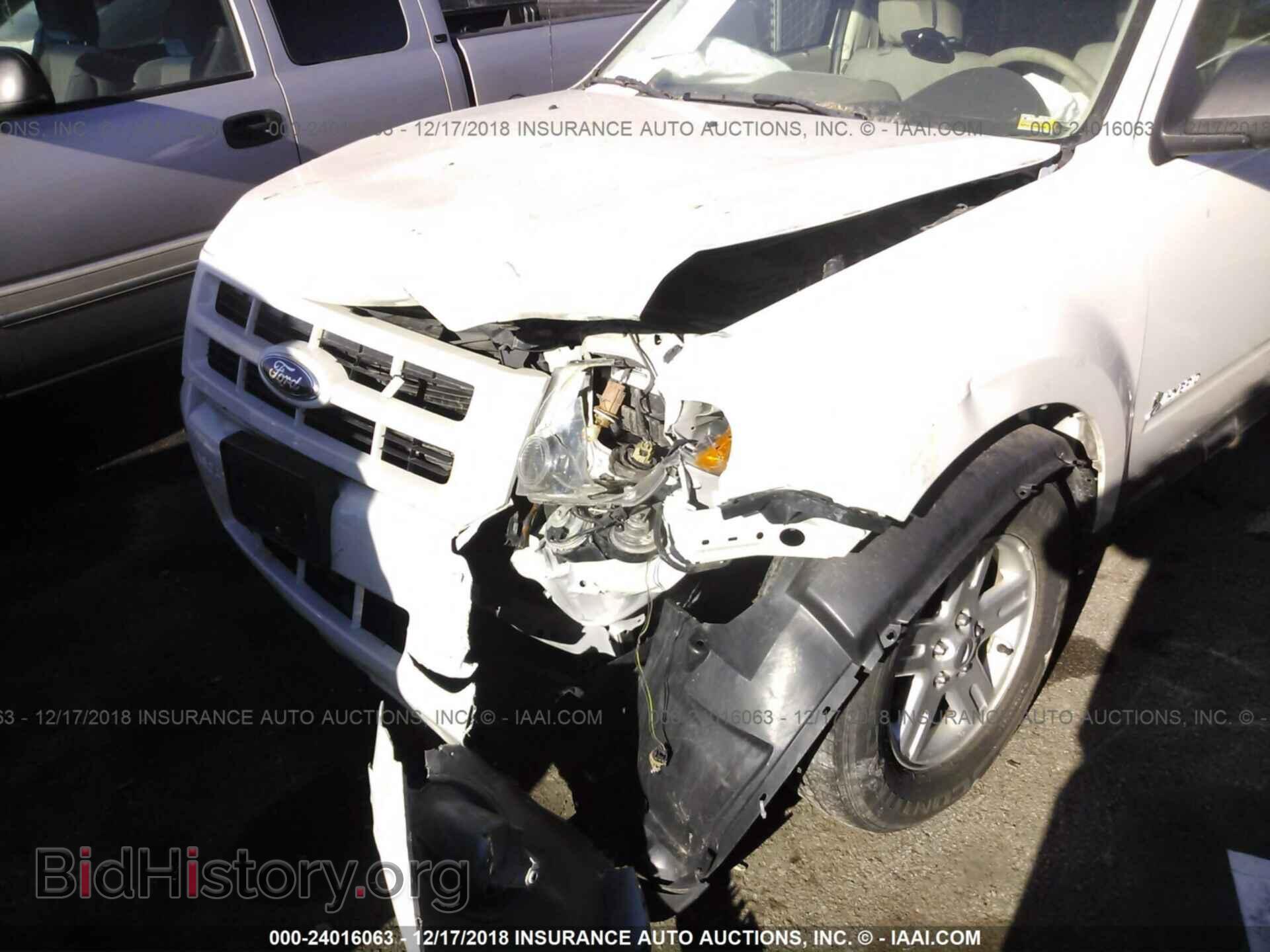 2011 FORD ESCAPE - VIN: 1FMCU4K32BKB44068 - Фото 6