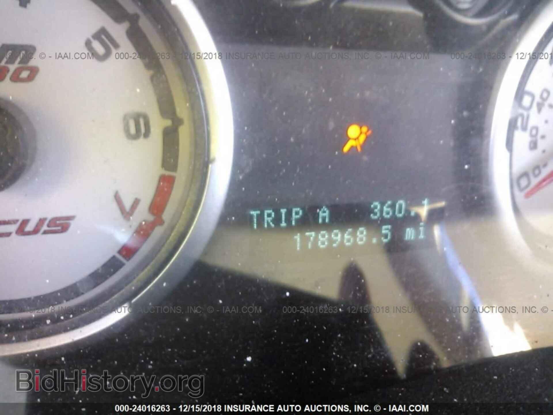 2010 FORD FOCUS - VIN: 1FAHP3FN7AW263948 - Photo 7