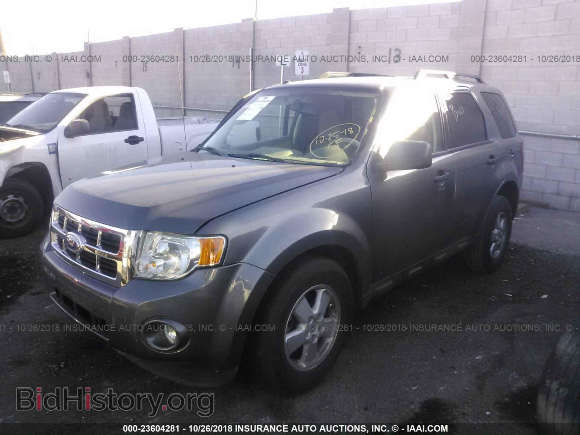 2012 FORD ESCAPE - VIN: 1FMCU0D75CKB58217 - Photo 2