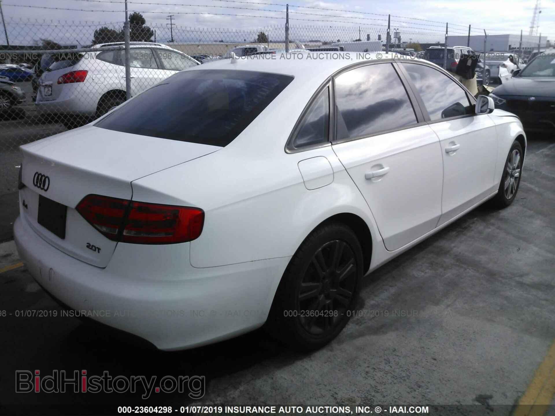 2011 AUDI A4 - VIN: WAUAFAFL6BN001067 - Фото 4
