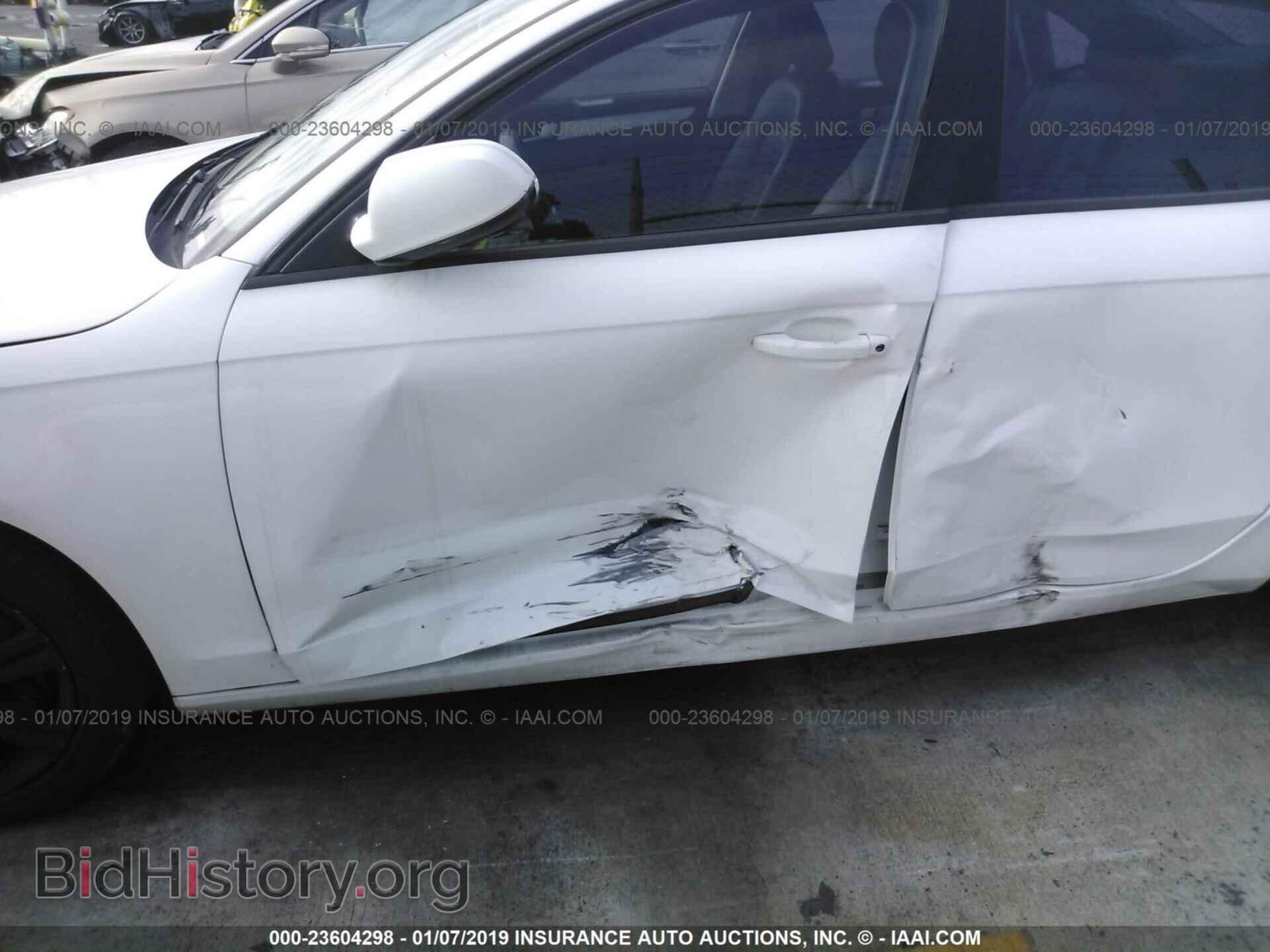 2011 AUDI A4 - VIN: WAUAFAFL6BN001067 - Фото 6