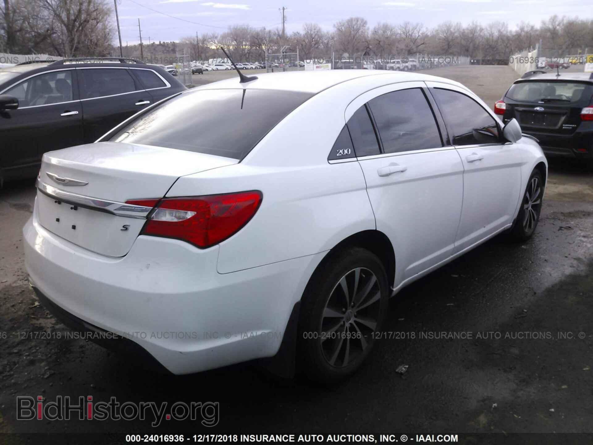 2013 CHRYSLER 200 - VIN: 1C3CCBBG1DN699985 - Photo 4