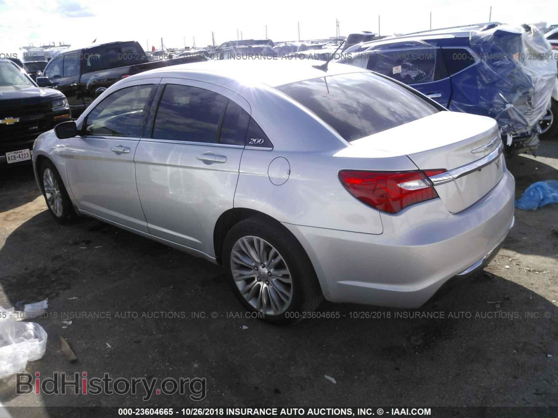 2012 CHRYSLER 200 - VIN: 1C3CCBAB7CN319181 - Photo 3