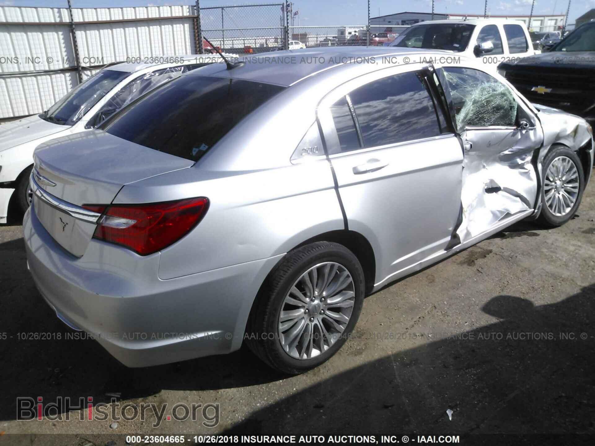 2012 CHRYSLER 200 - VIN: 1C3CCBAB7CN319181 - Photo 4