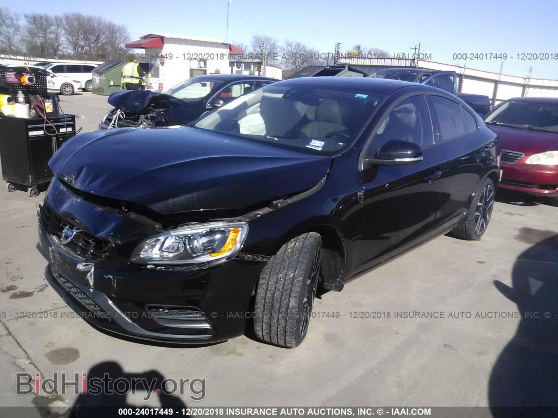 2017 VOLVO S60 - VIN: YV126MFL8H2425590 - Фото 2